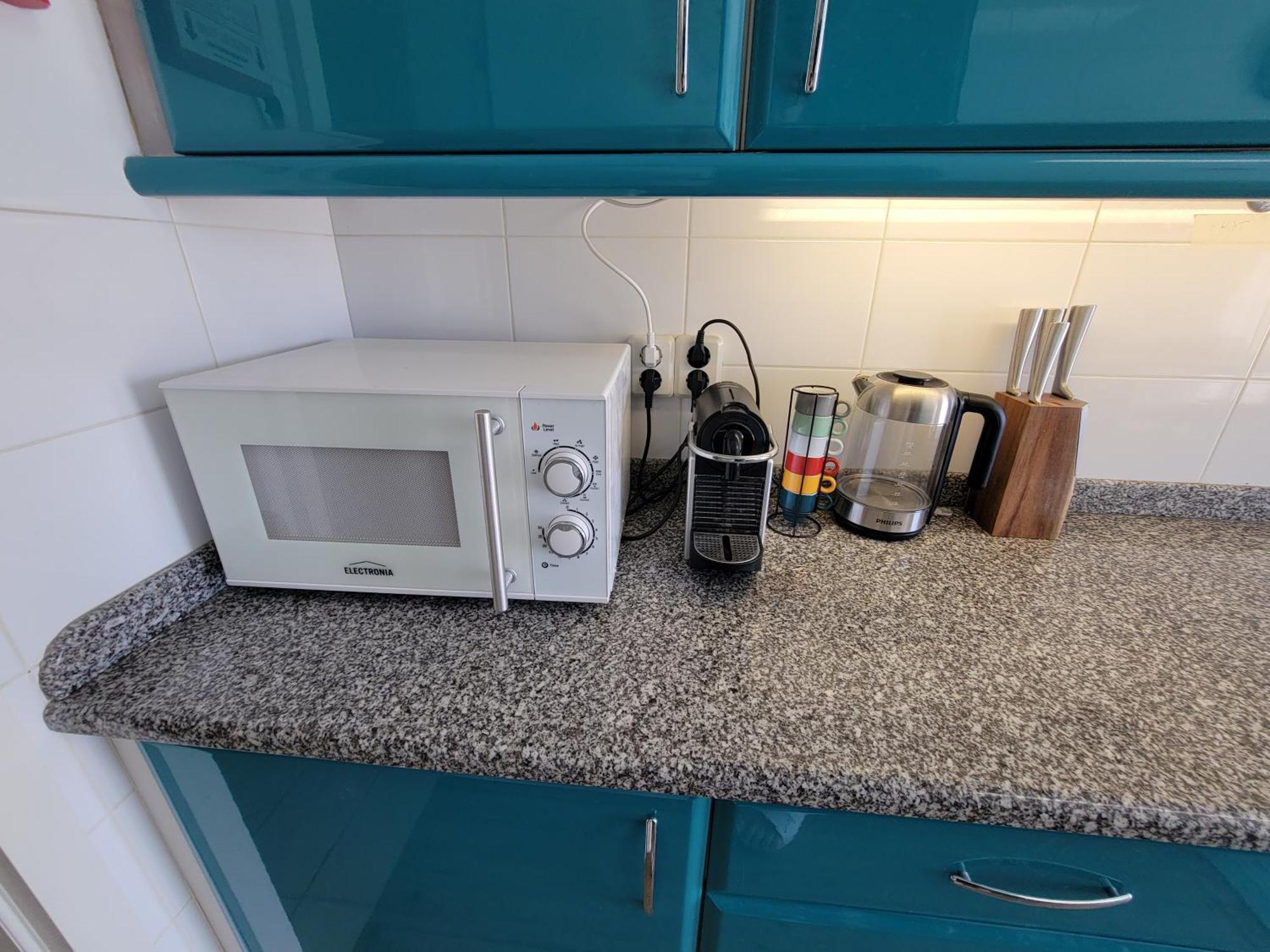 Newly Remodeled 2bd Brilliant Oura Strip 9min Apartment