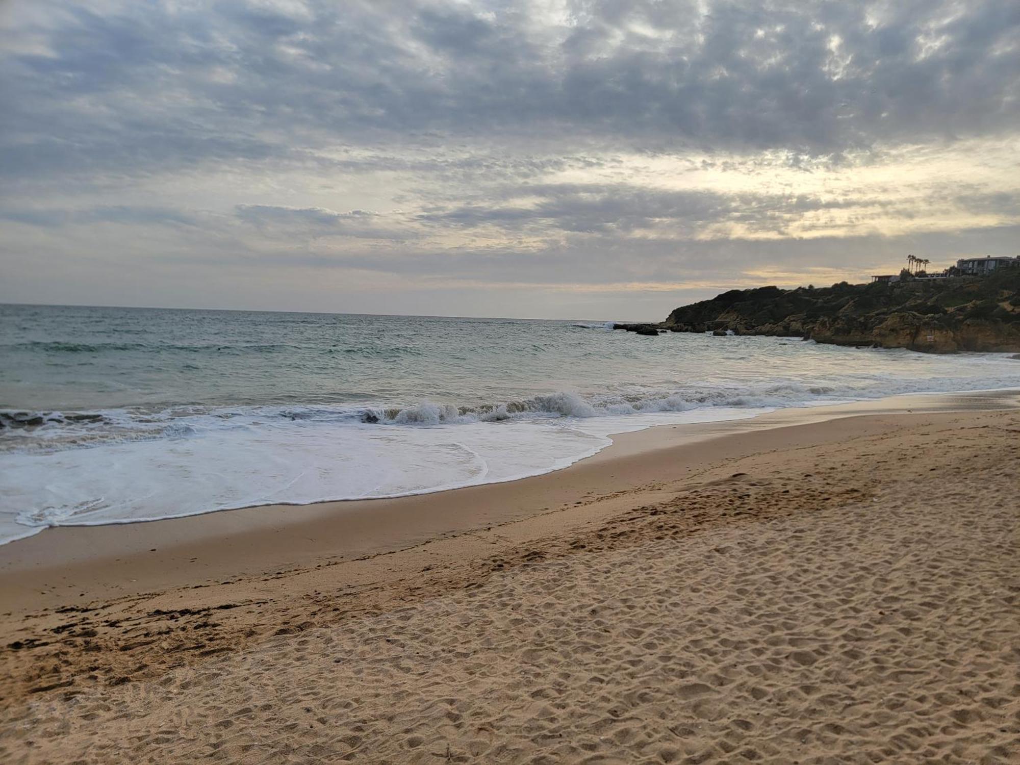 Newly Remodeled 2bd Brilliant Oura Strip 9min Apartment Albufeira