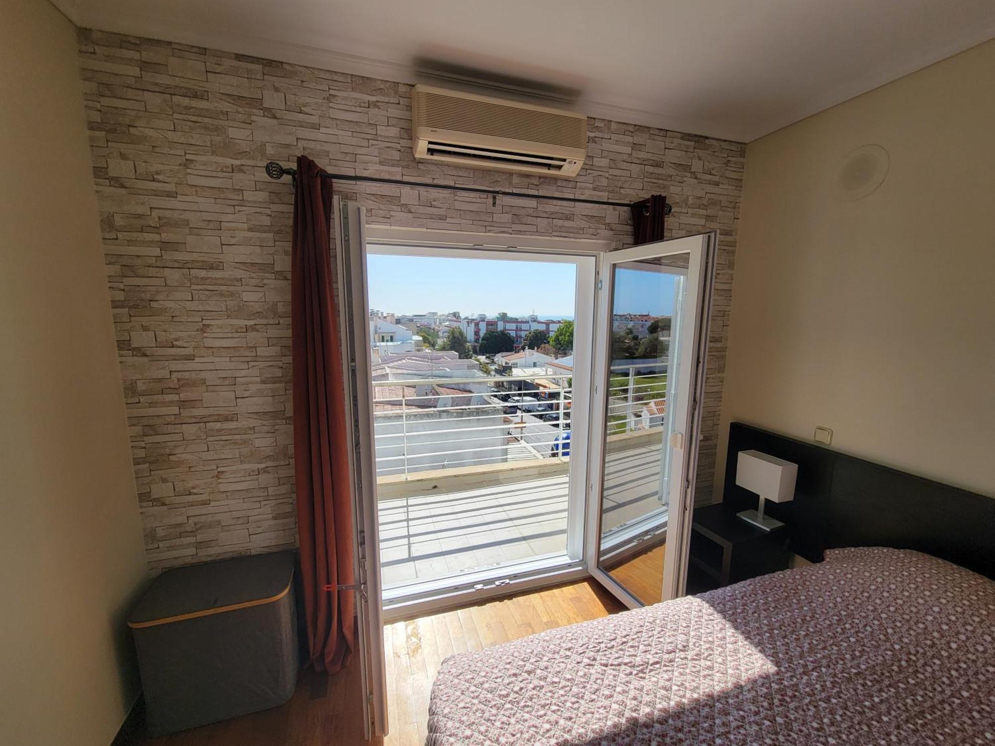 Apartment Newly Remodeled 2bd Brilliant Oura Strip 9min Albufeira