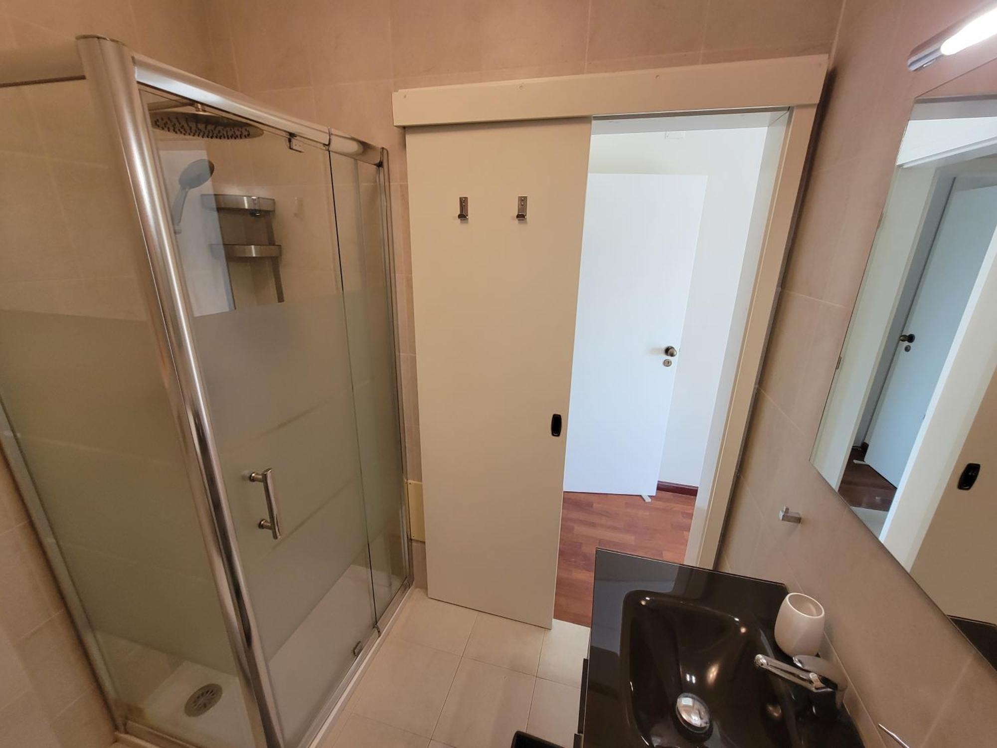 Newly Remodeled 2bd Brilliant Oura Strip 9min Apartment *