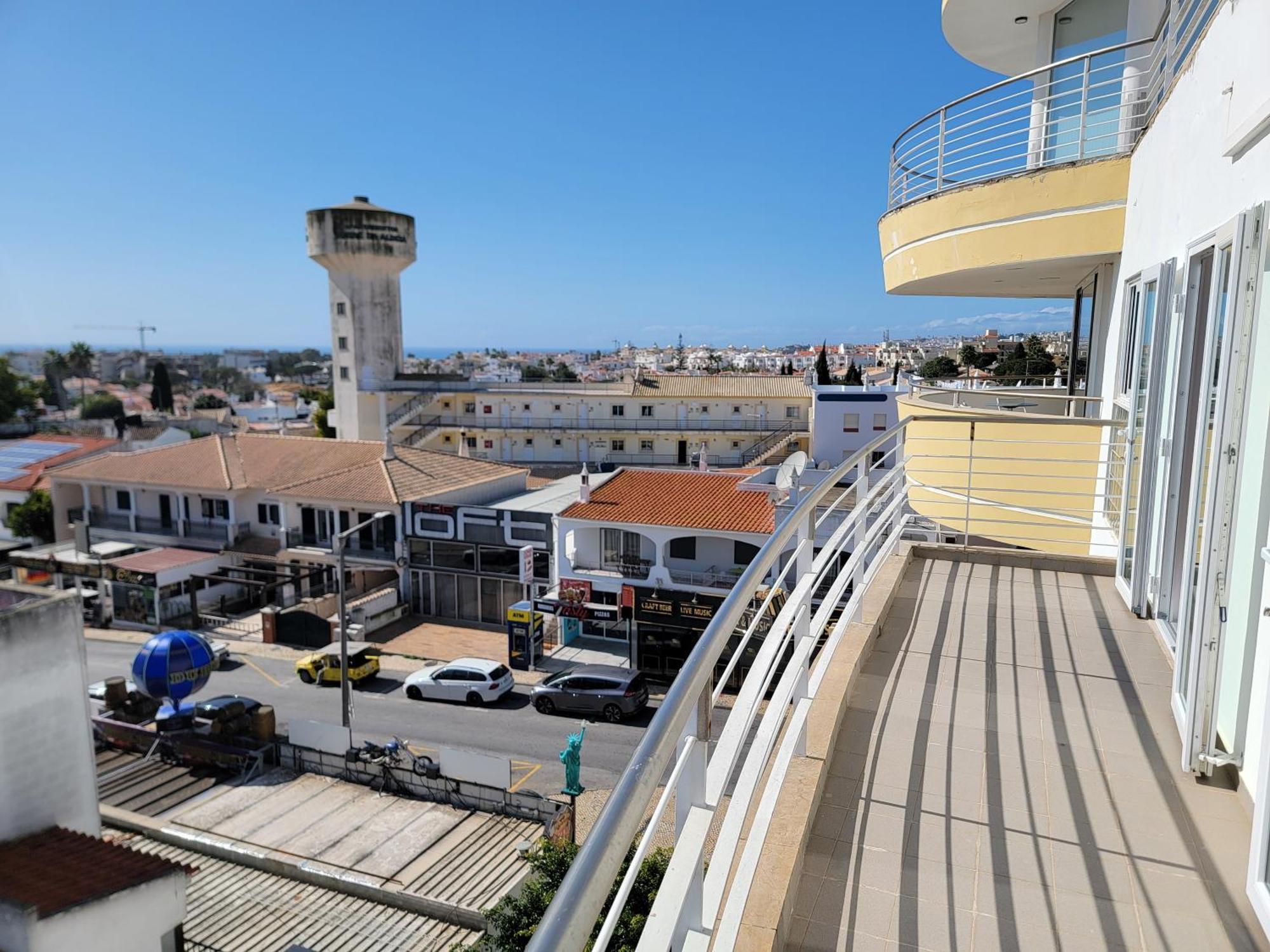 Newly Remodeled 2bd Brilliant Oura Strip 9min Apartment