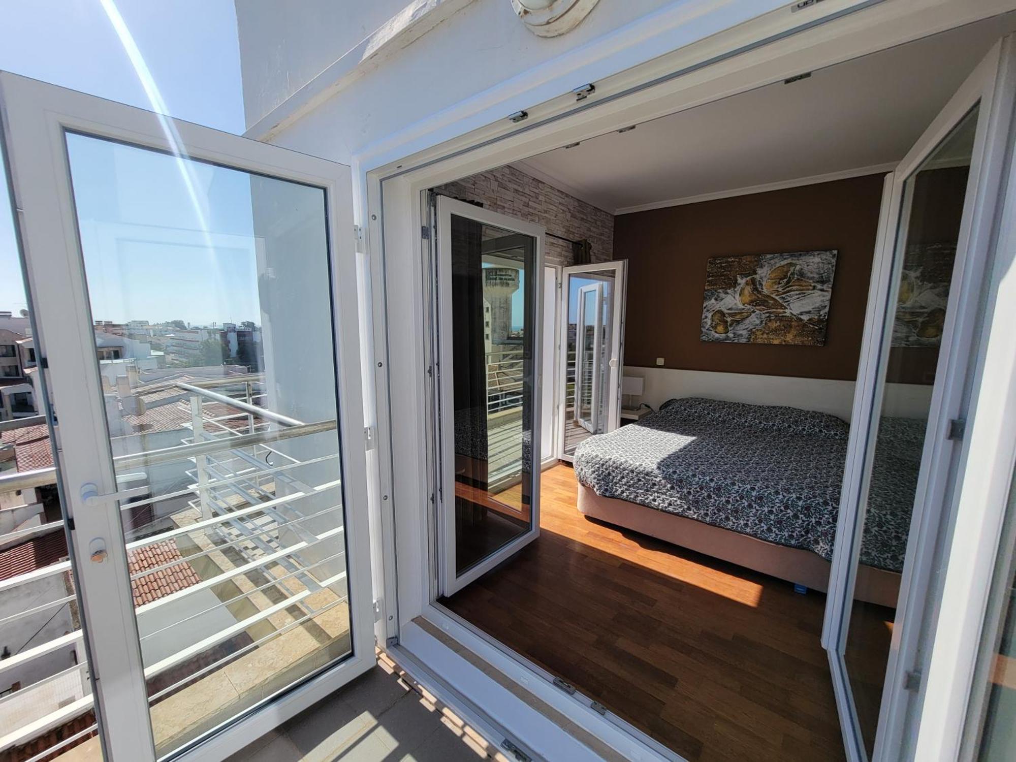 Apartment Newly Remodeled 2bd Brilliant Oura Strip 9min *