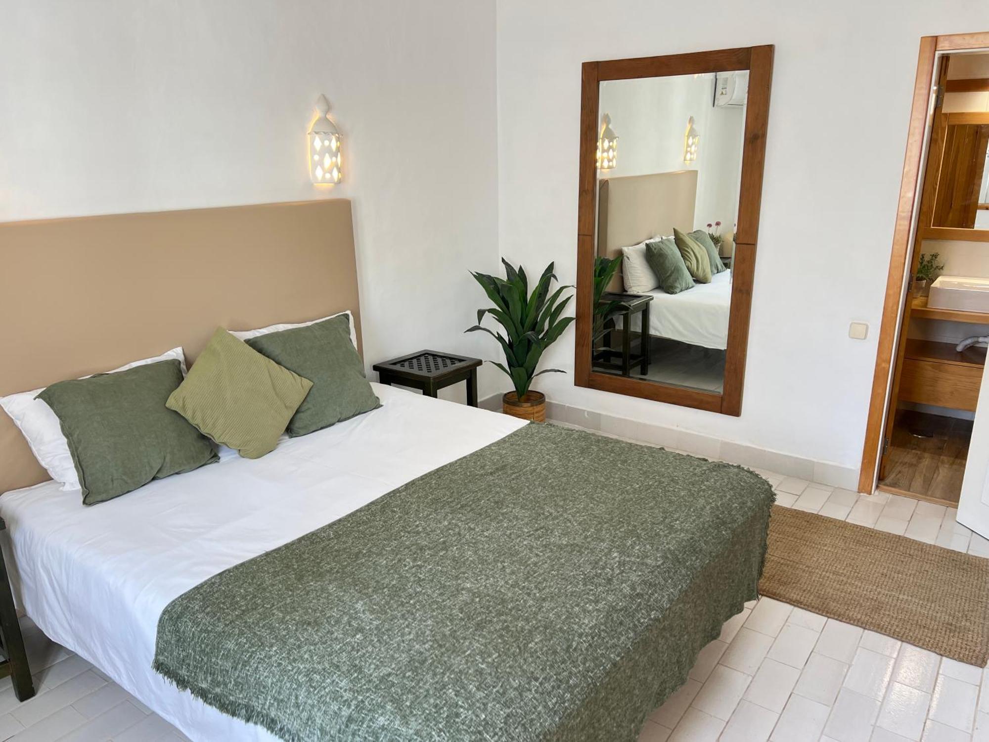 Villa Lori, Pool, 5 Min Drive To In *