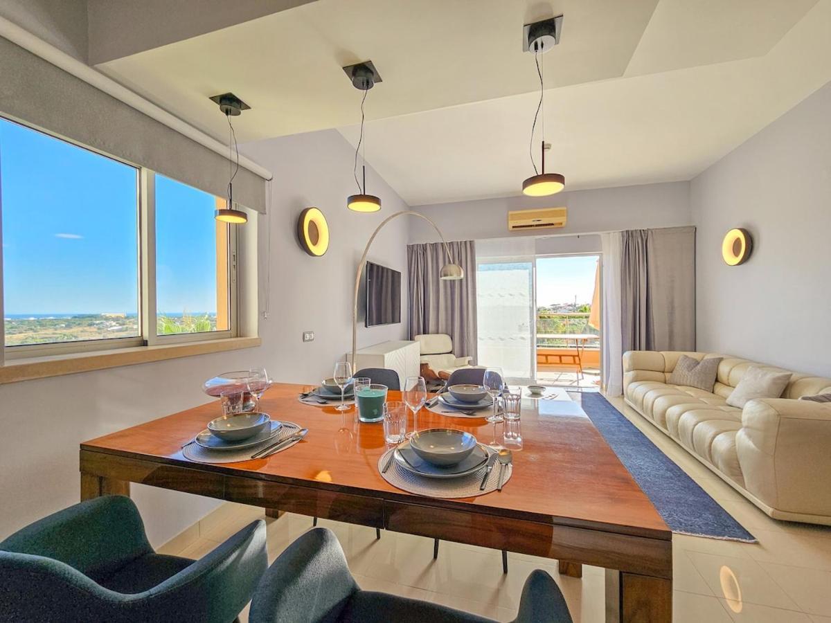 Apartment Sea-stretch Viewing Superking Flat By Bentobox
