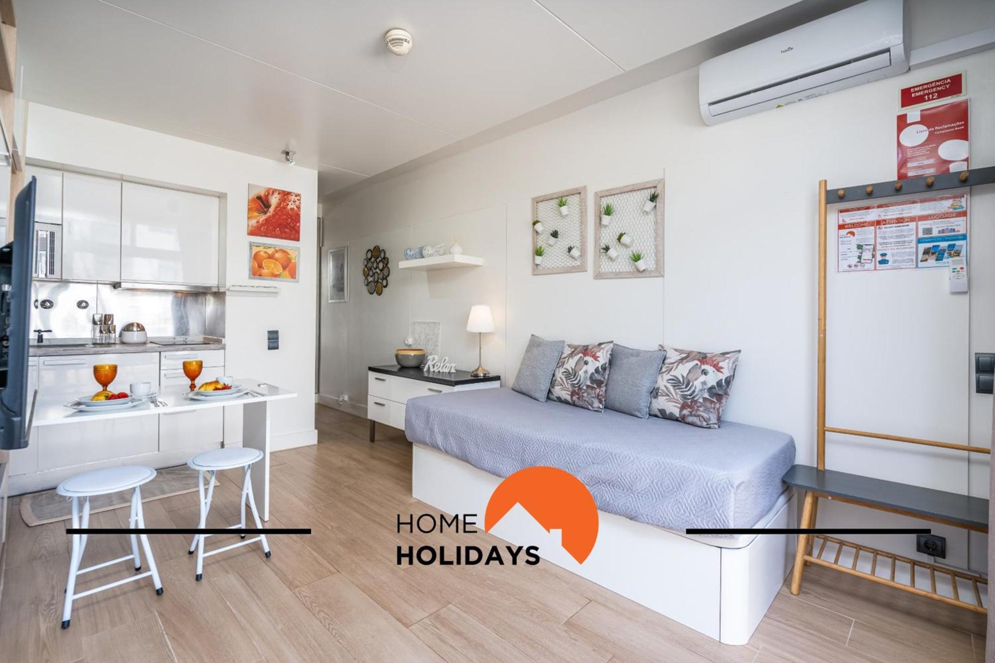 #255 Oura Cilla By Holidays Apartment