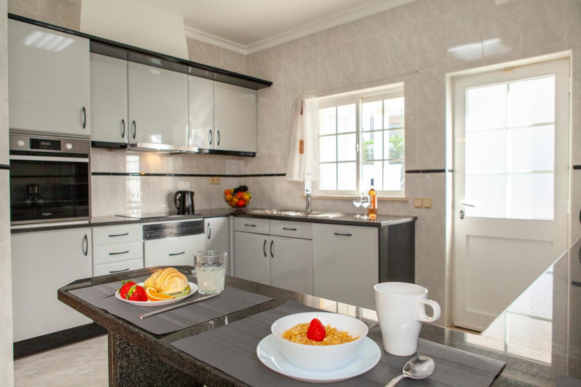 Ocean By Algarve Vacation Villa *