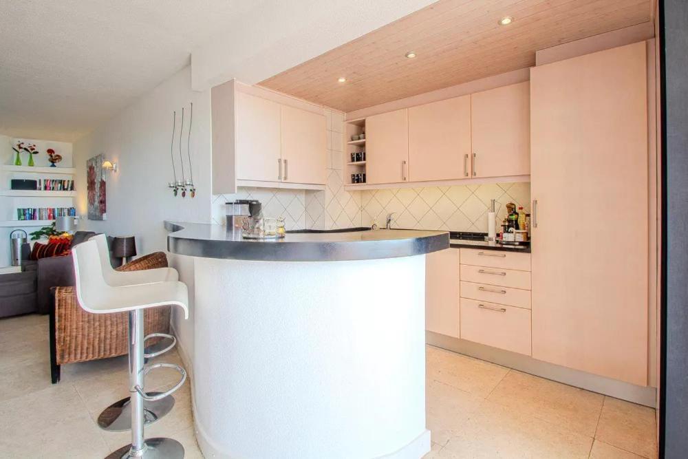 Appartement Ocean Bliss - Panoramic Sea View - 20m To - 2 Swimming Pools - Private Parking