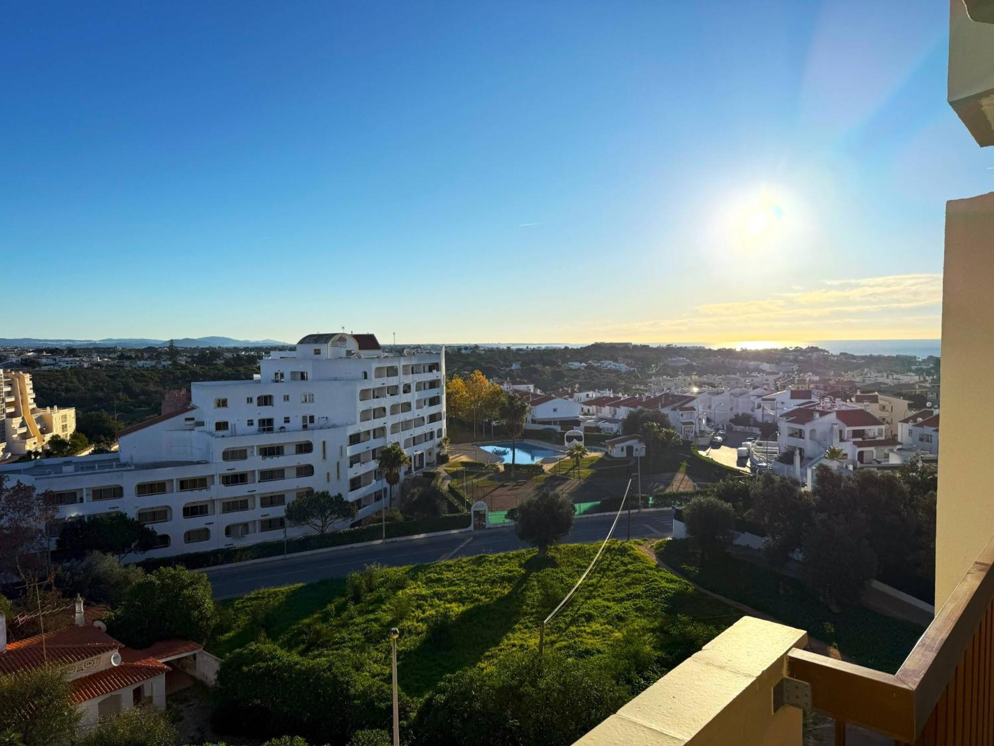 Luxe With Pool, Airco And Seaview Balcony - Go4portugal - * Albufeira