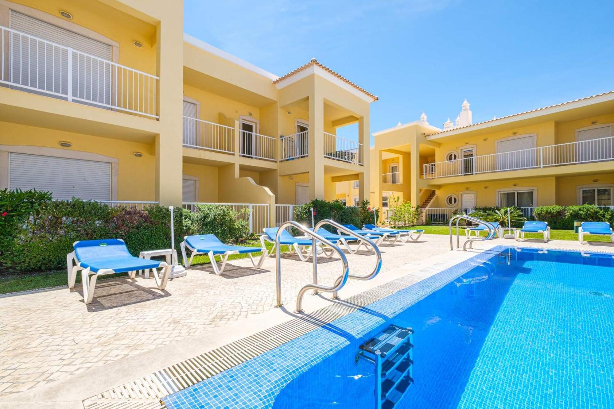 Holiday home Riu - Close To Bars Shops And Restaurants