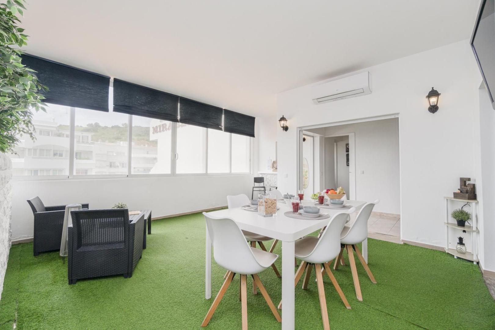 Apartment By Ocvillas *