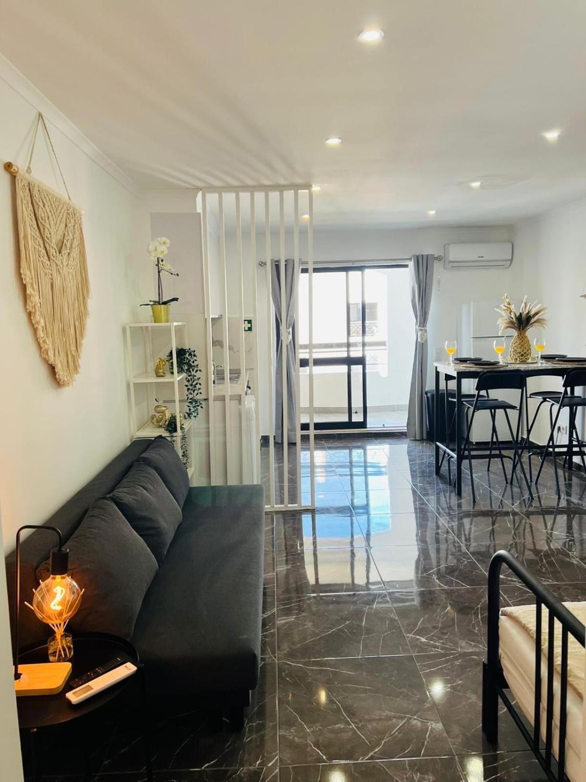 Apartment Brand New In Rua Da Oura *