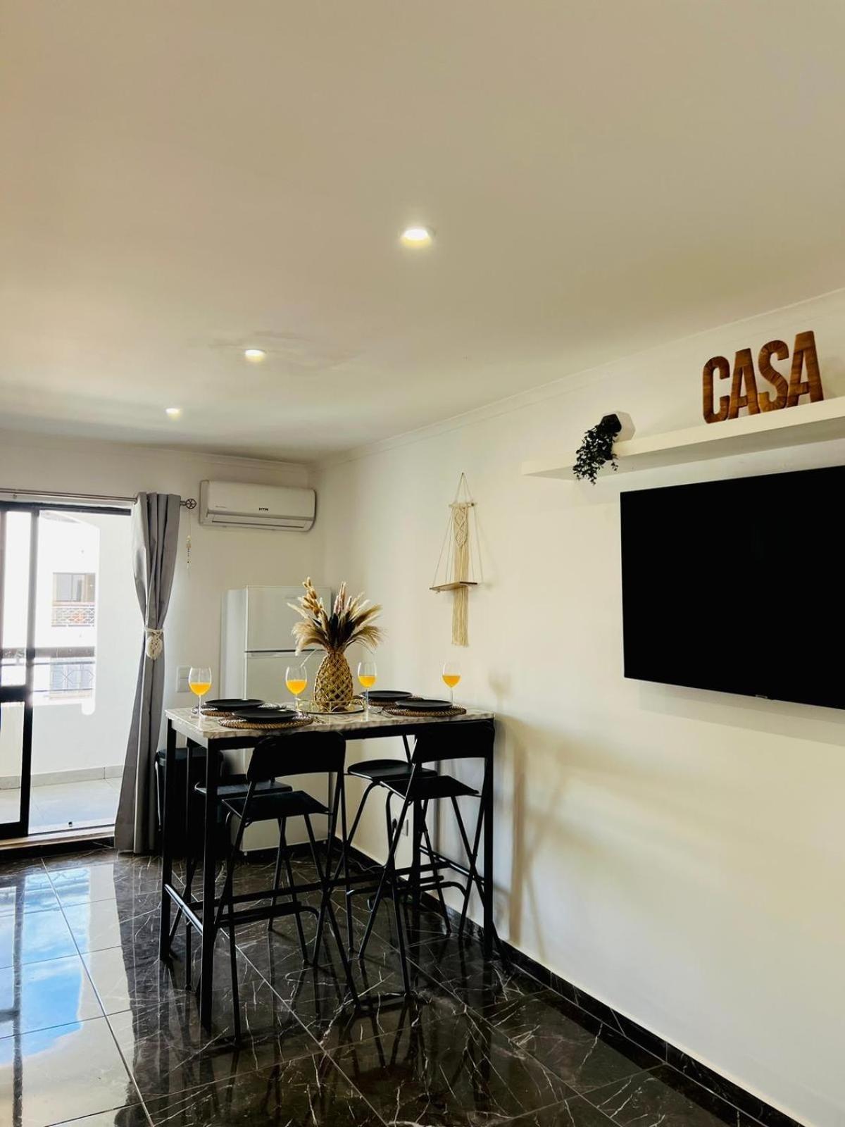 Brand New In Rua Da Oura