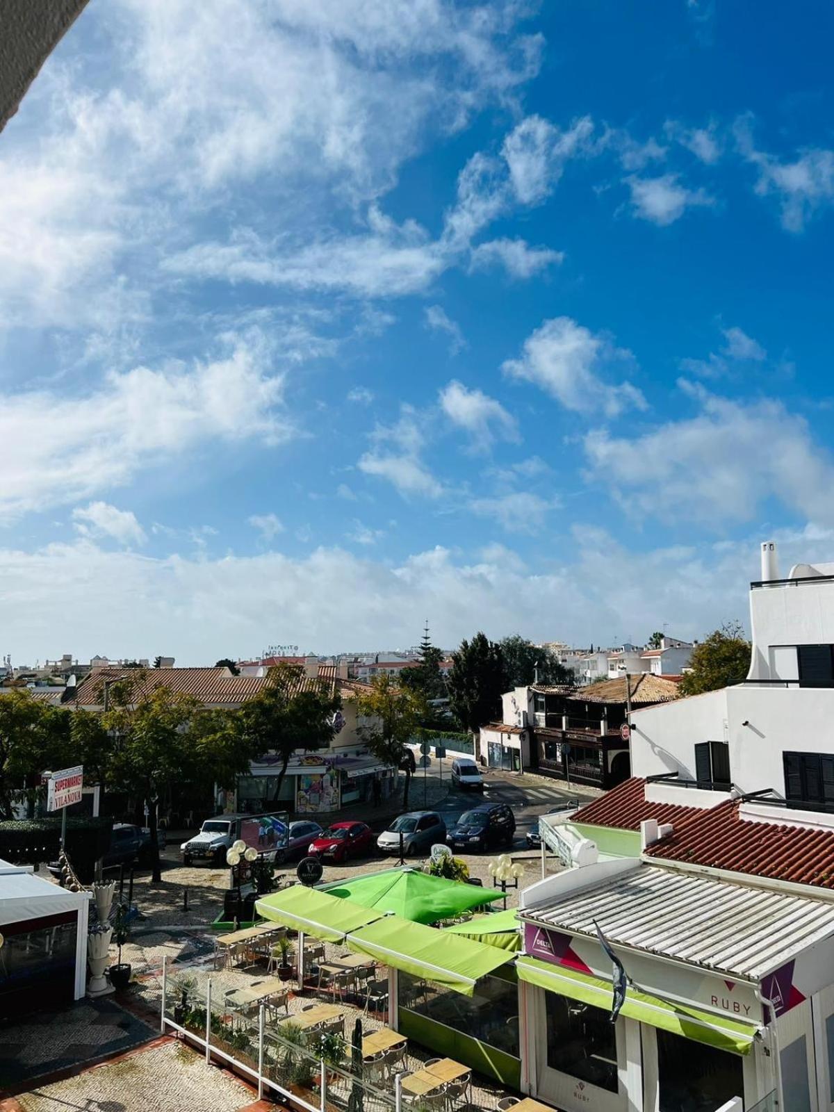 Brand New In Rua Da Oura Apartment