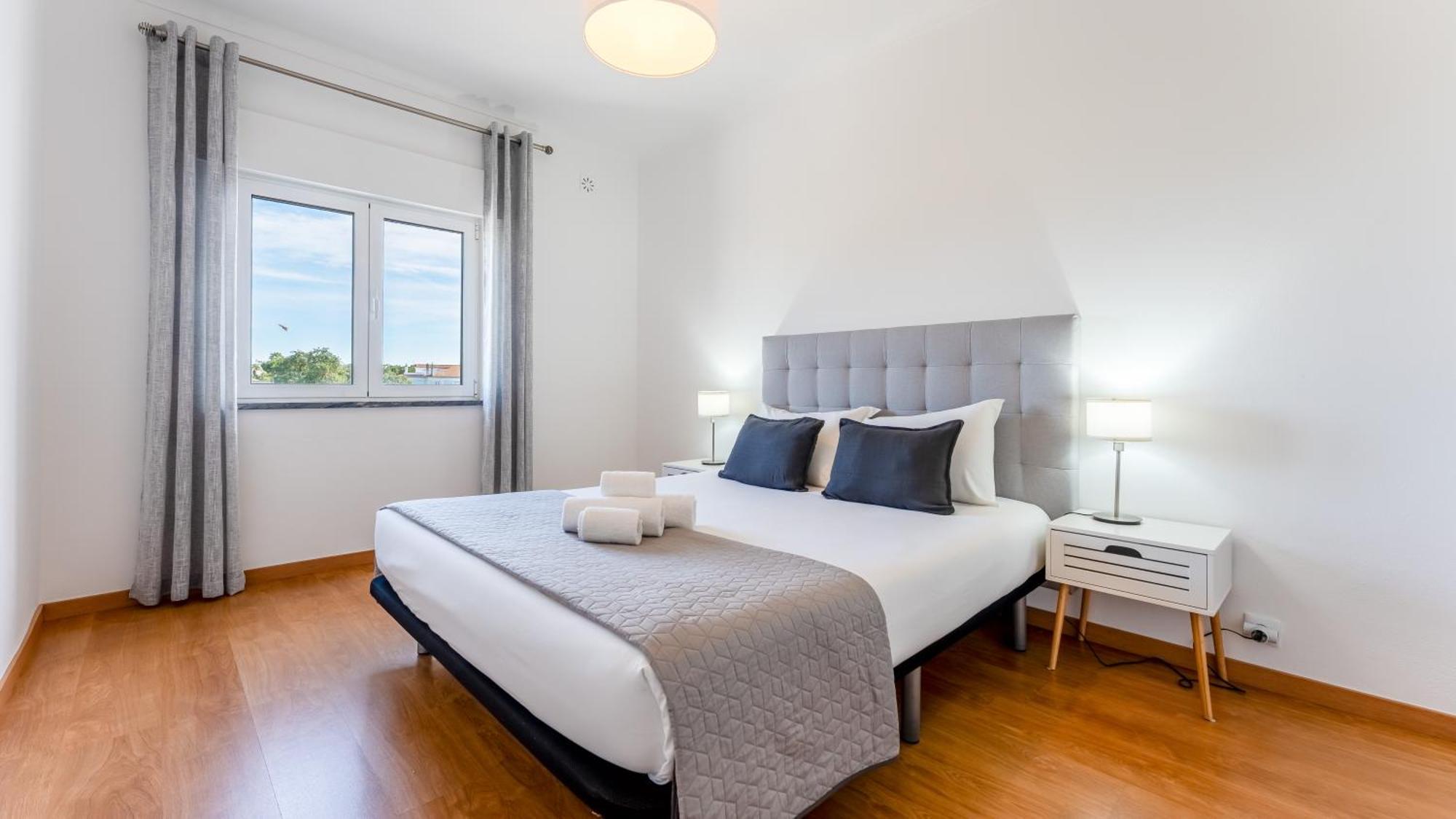 Sunny 3bdr With Pool In Ferreiras By Lovelystay Apartment *