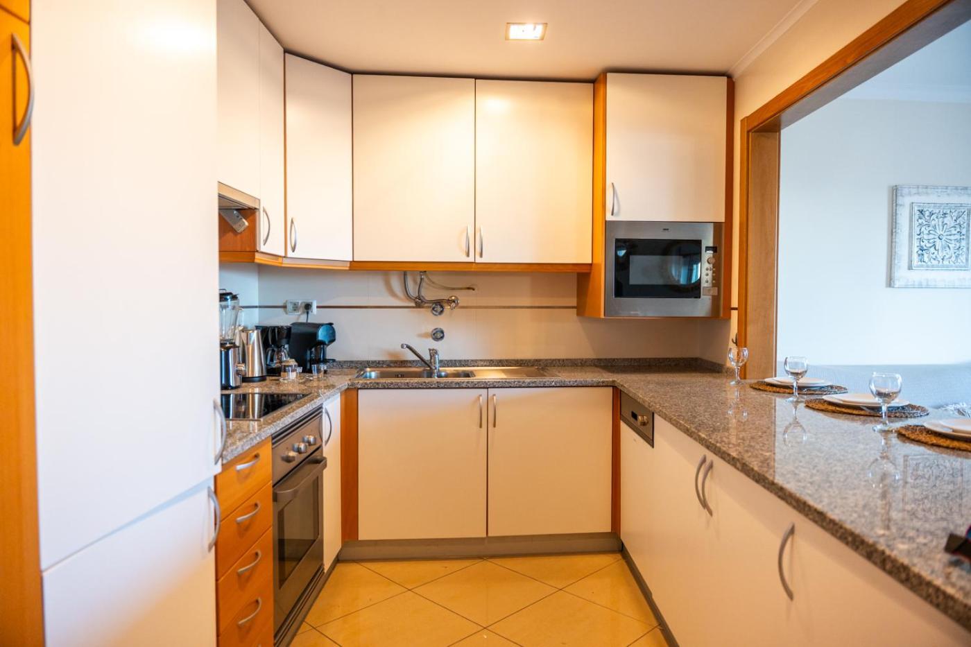 Old Town Boho Seaview Elegance Apartment