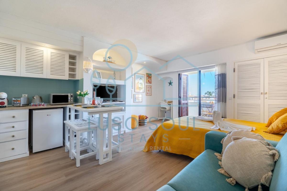 New! Perfect With Swimming Pool Apartment *