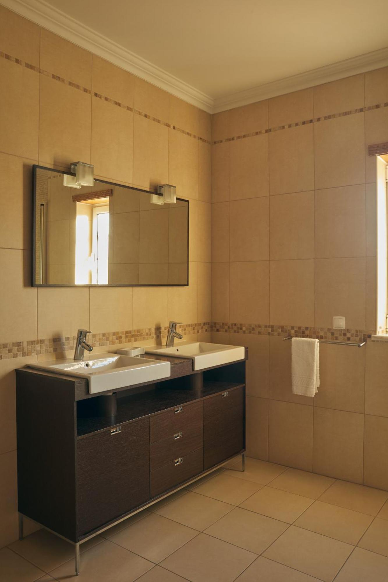 Villa Monte Oliveiras With Private Pool