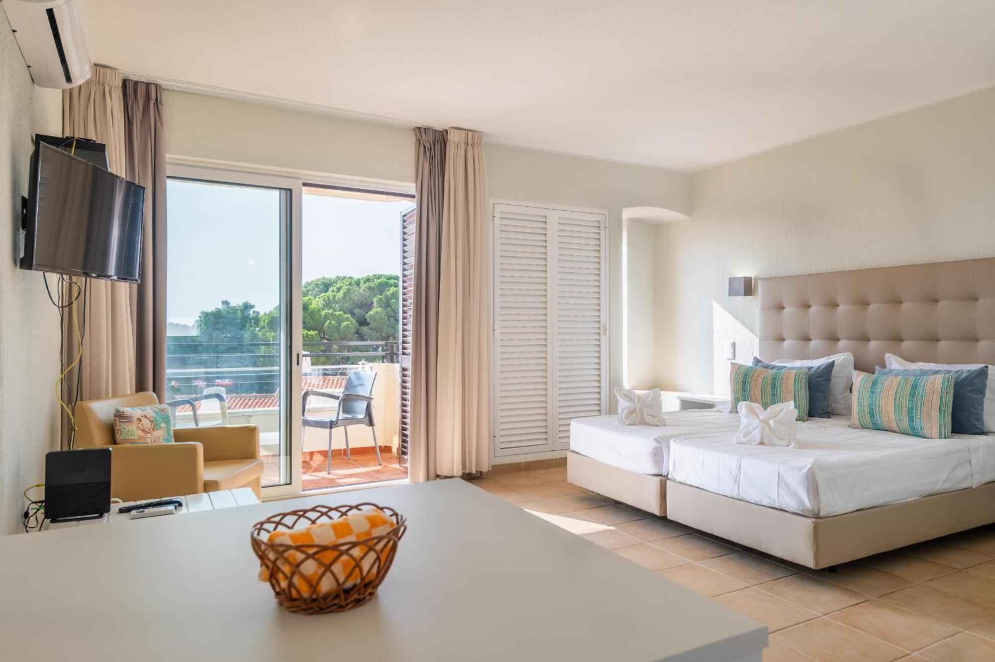 With Sea View - Free Wi-fi - Pool Albufeira
