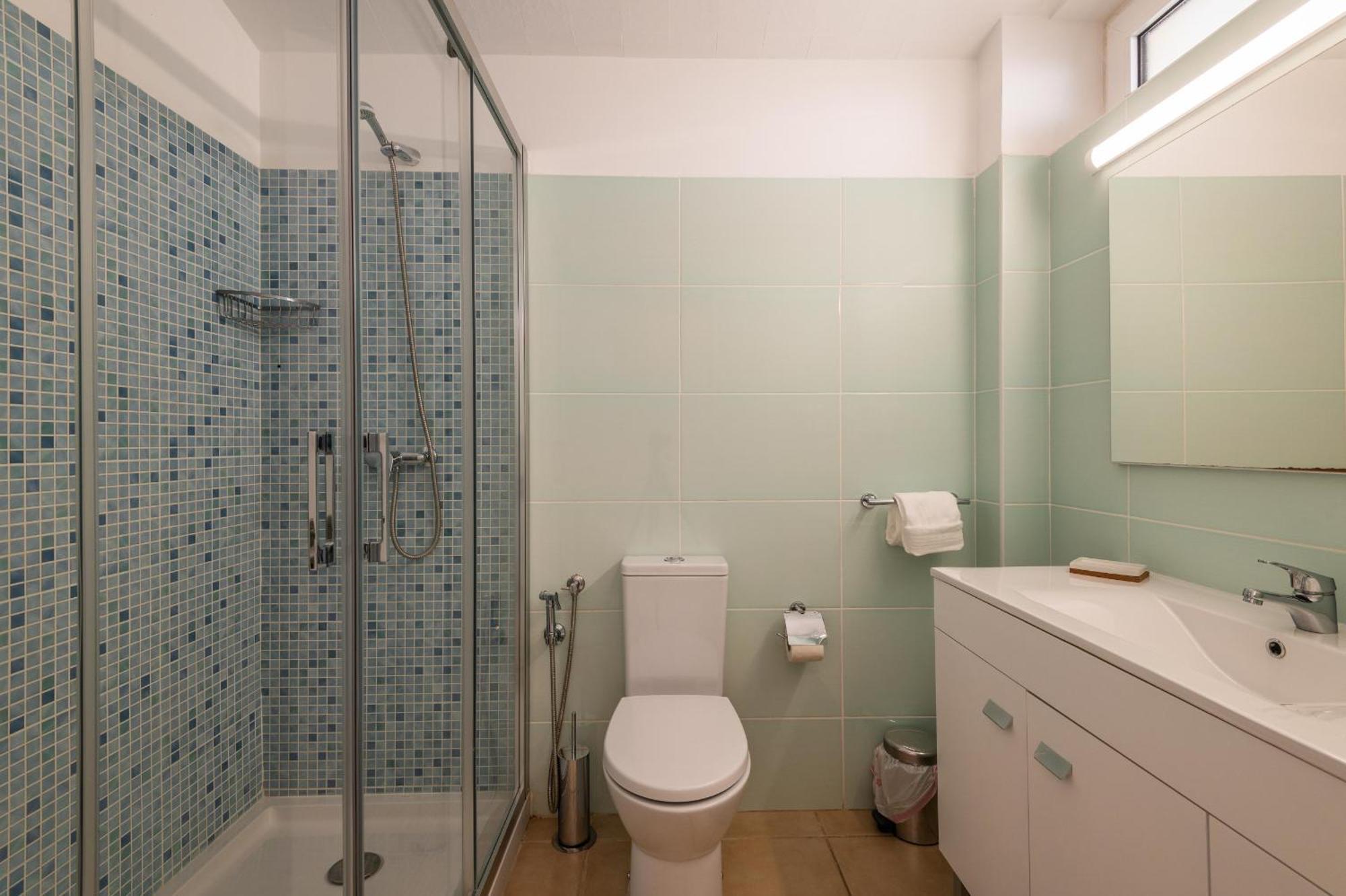 Apartment With Sea View - Free Wi-fi - Pool