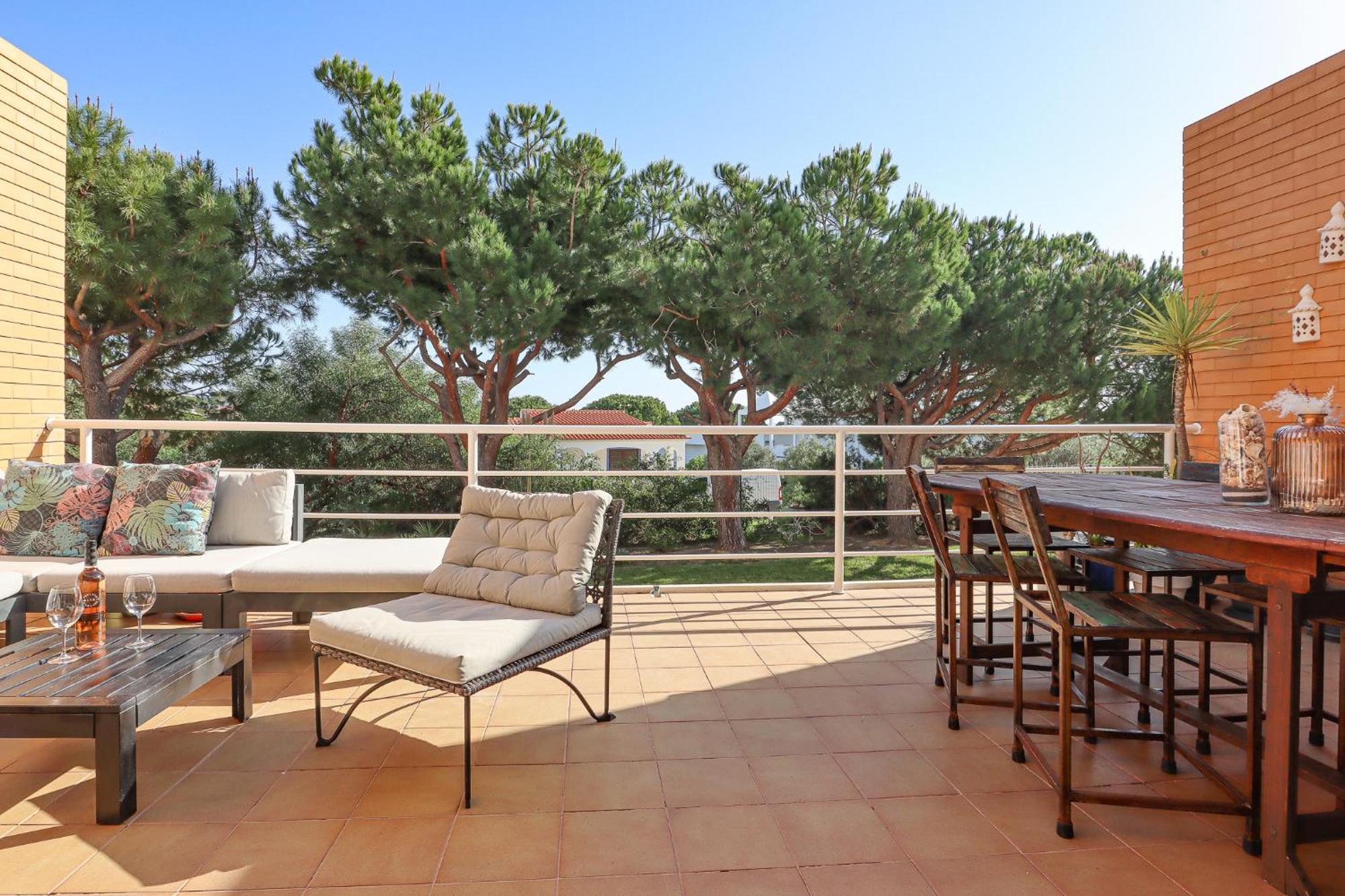 Apartment Jardins Do Castelo - Piscina E Tranquilidade - By Bedzy *