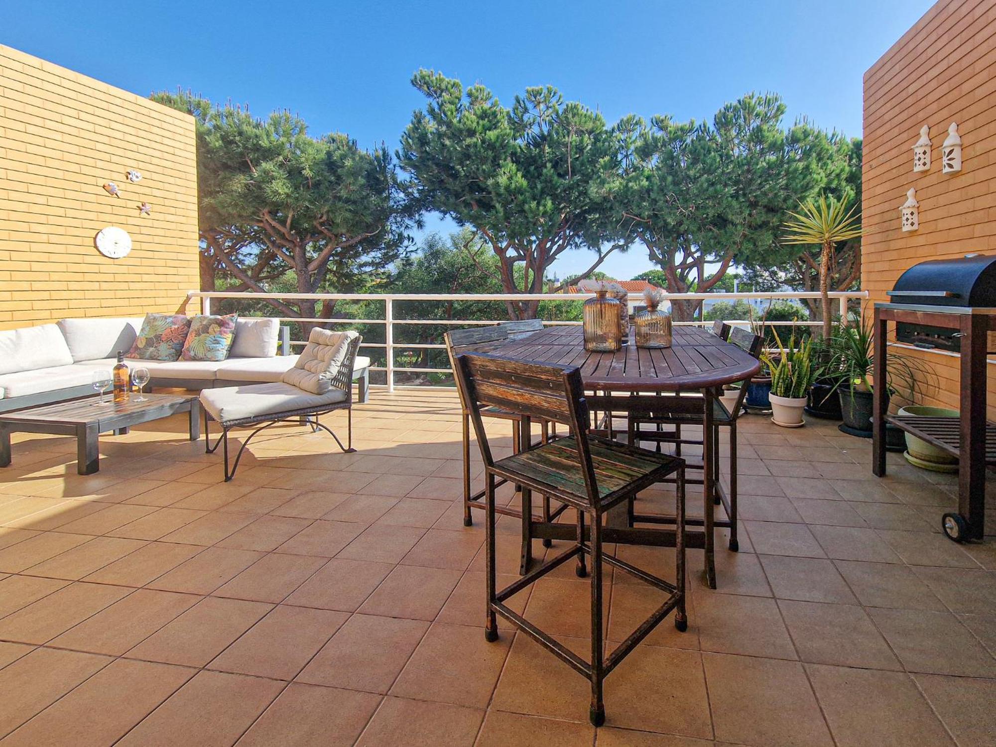 Apartment Jardins Do Castelo - Piscina E Tranquilidade - By Bedzy *
