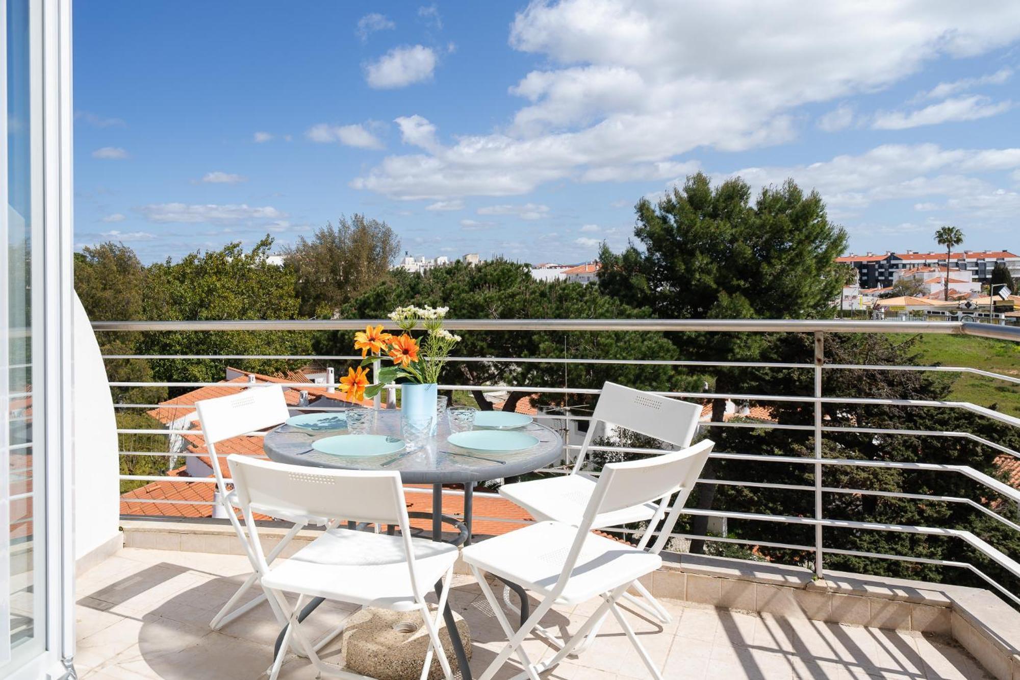 Newly Remodeled 2bd Brilliant Oura Strip 9min Albufeira