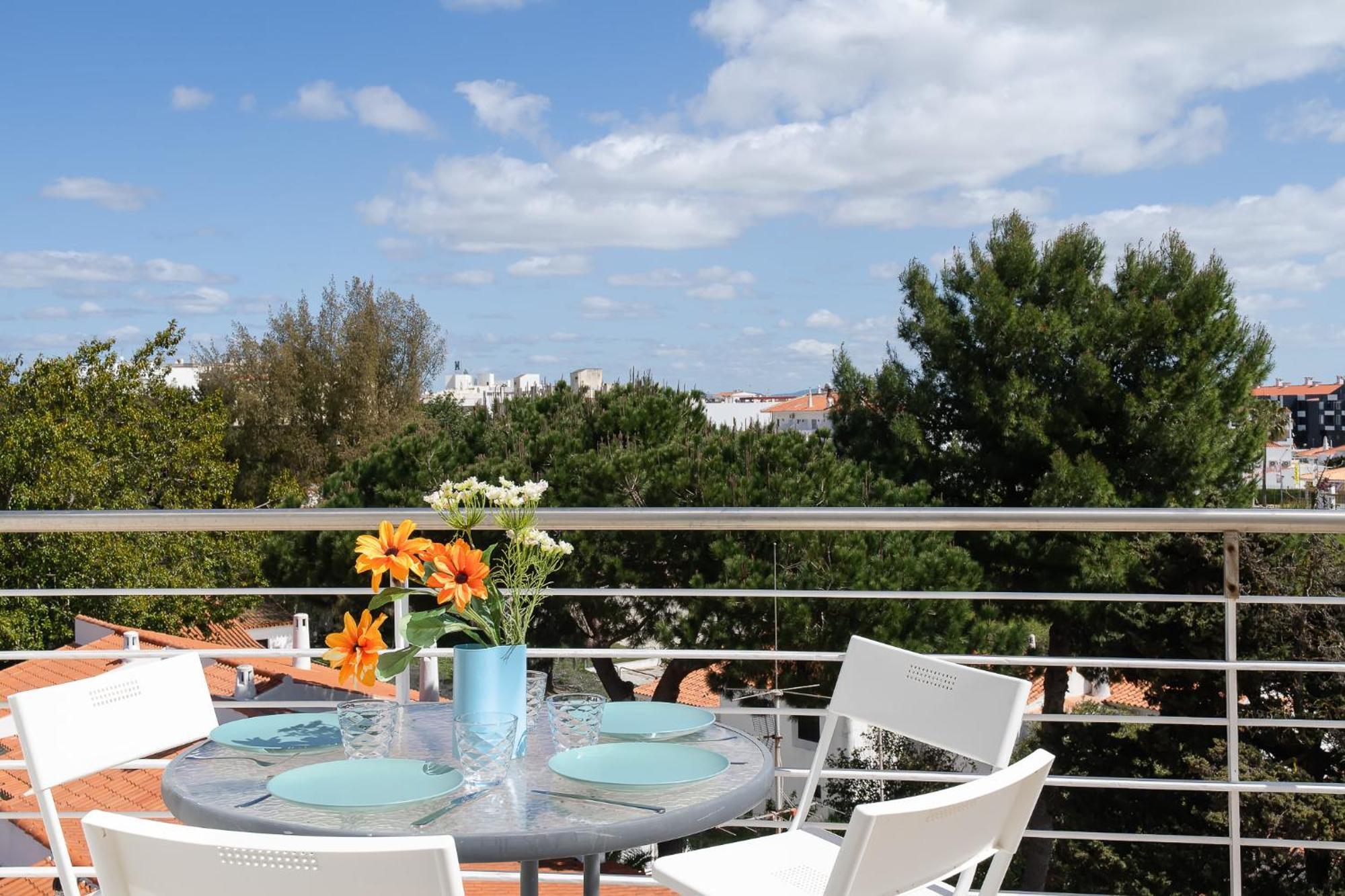 Newly Remodeled 2bd Brilliant Oura Strip 9min Albufeira