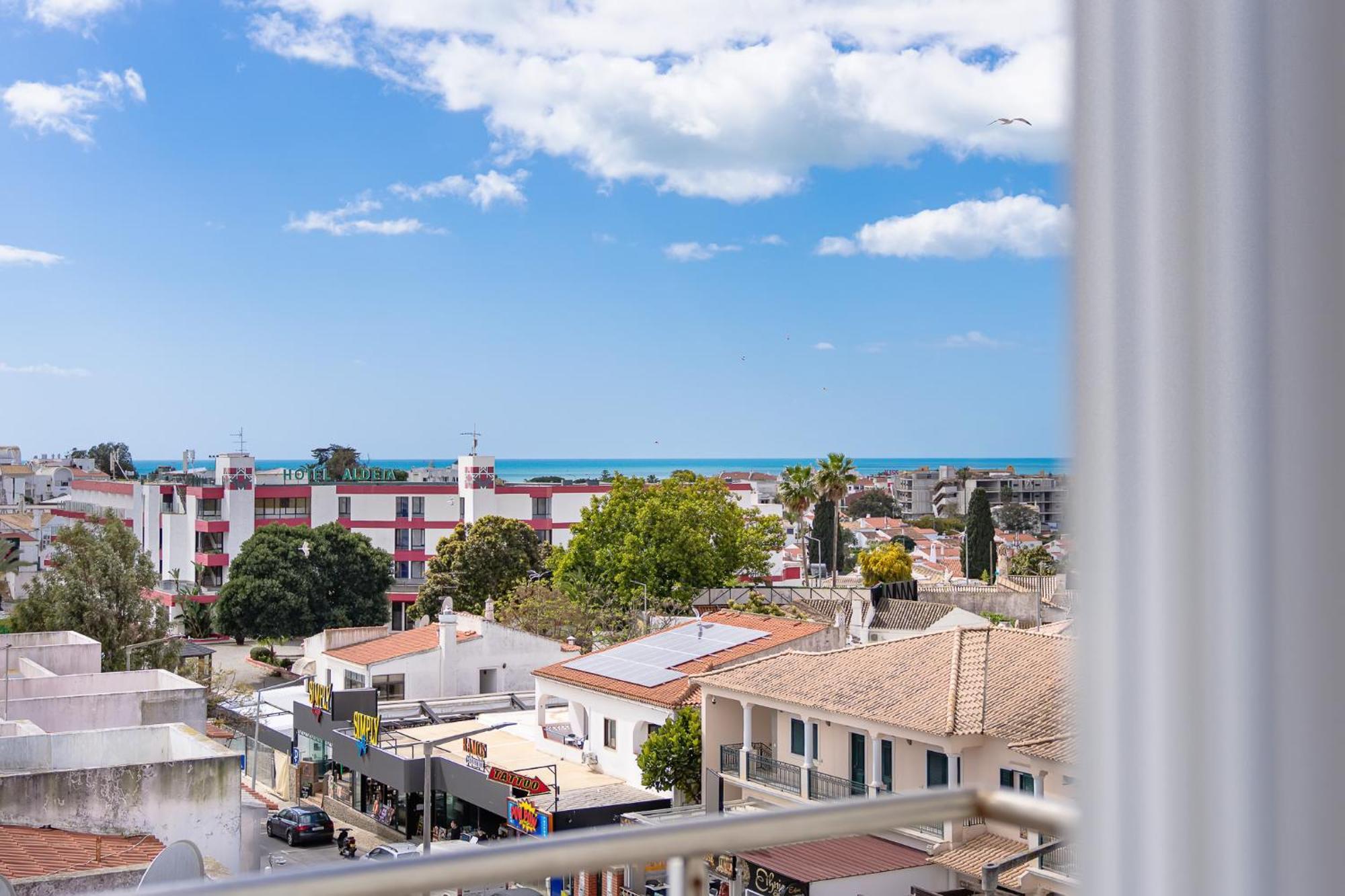 Newly Remodeled 2bd Brilliant Oura Strip 9min * Albufeira