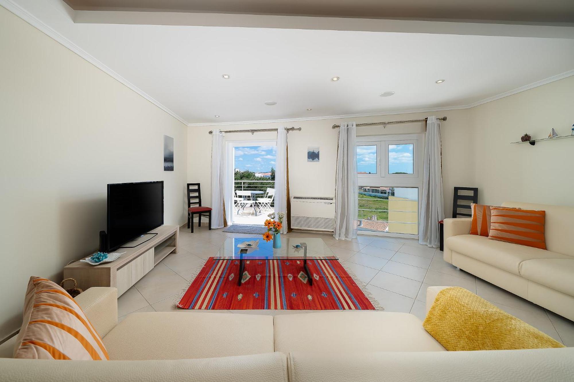 Newly Remodeled 2bd Brilliant Oura Strip 9min Albufeira