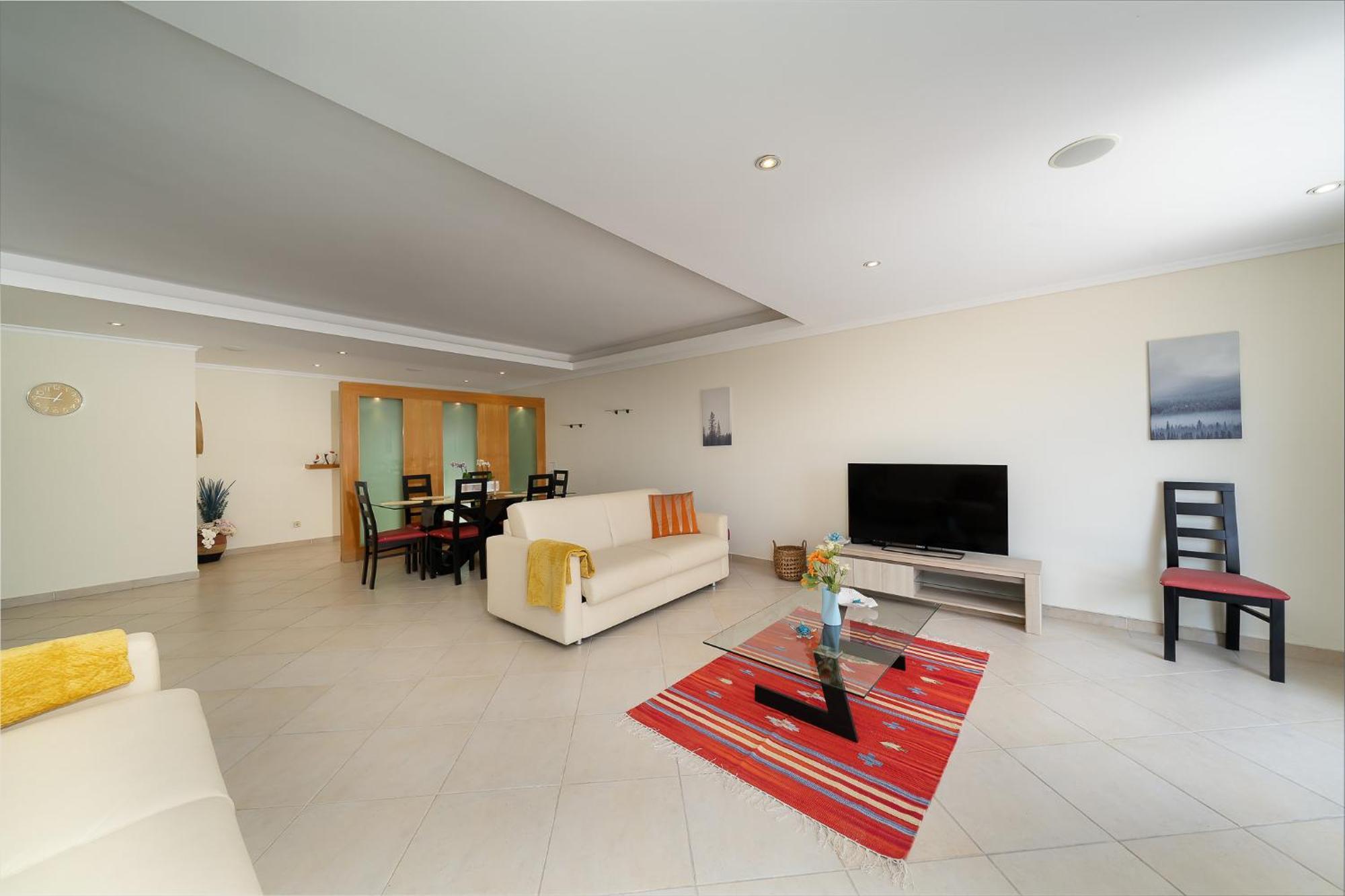 Apartment Newly Remodeled 2bd Brilliant Oura Strip 9min *