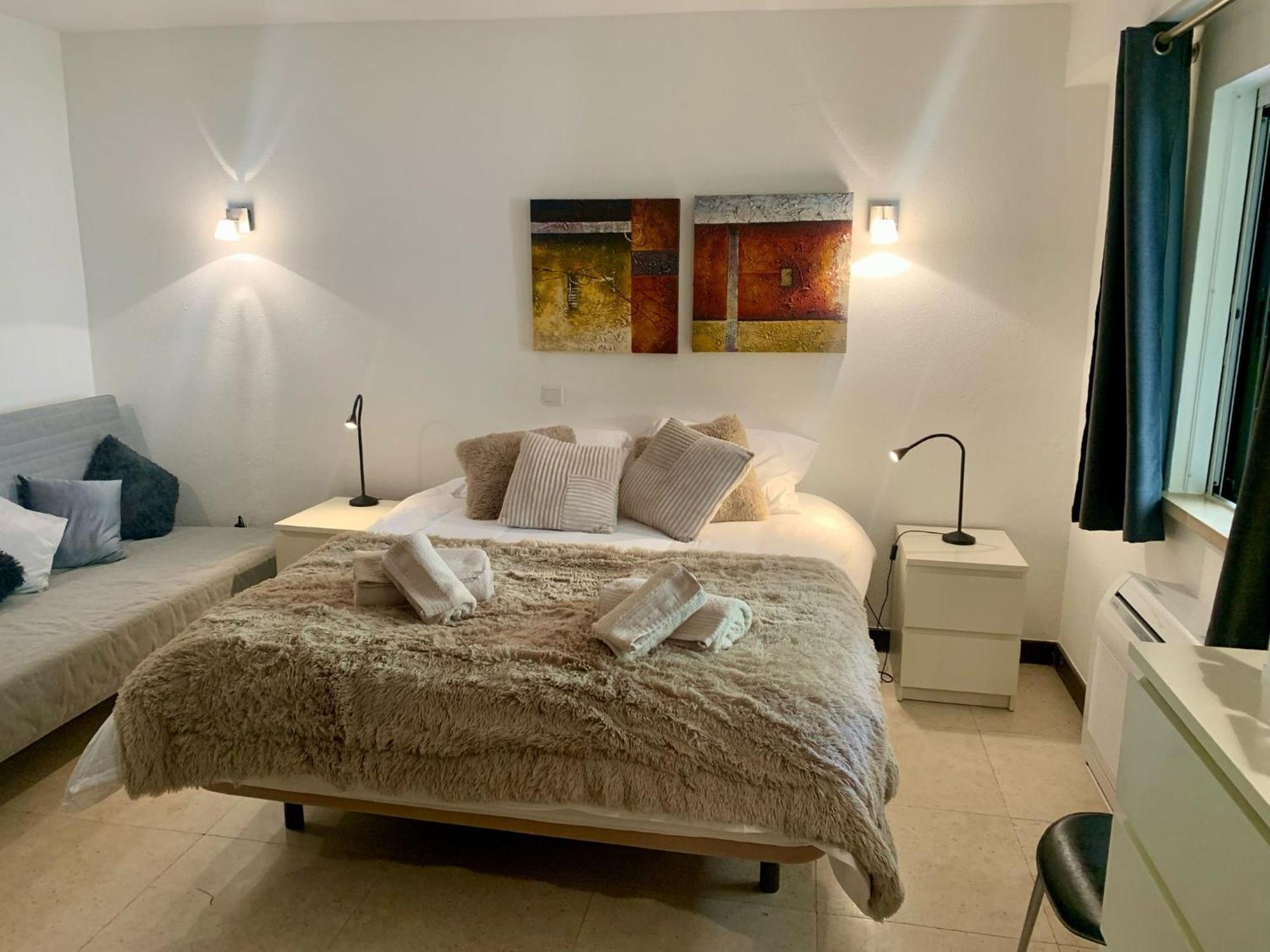 Ocean Bliss - Panoramic Sea View - 20m To - 2 Swimming Pools - Private Parking * Albufeira