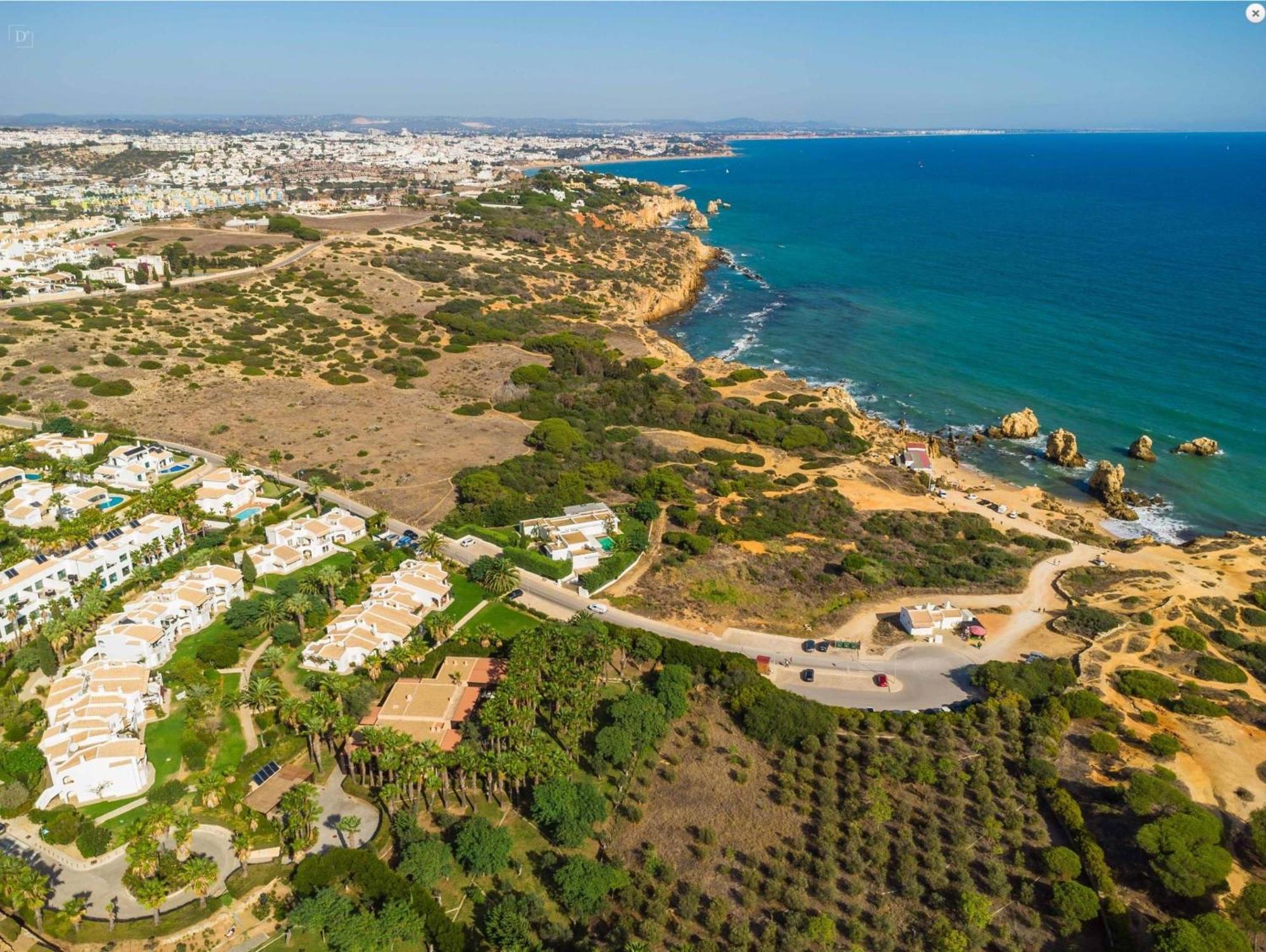 Apt. 65, Premium Location, Beach&swimming Pool Apartment