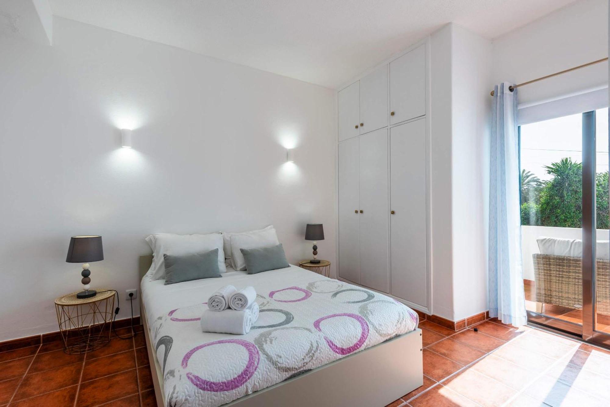Pateo - One Bedroom In * Albufeira