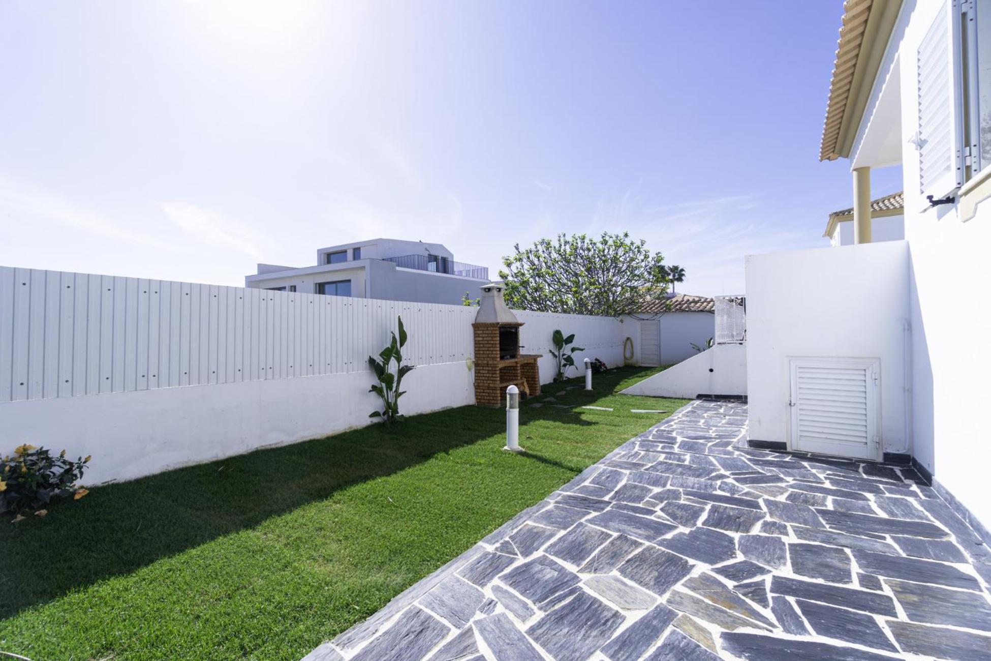Menina By Ocvillas