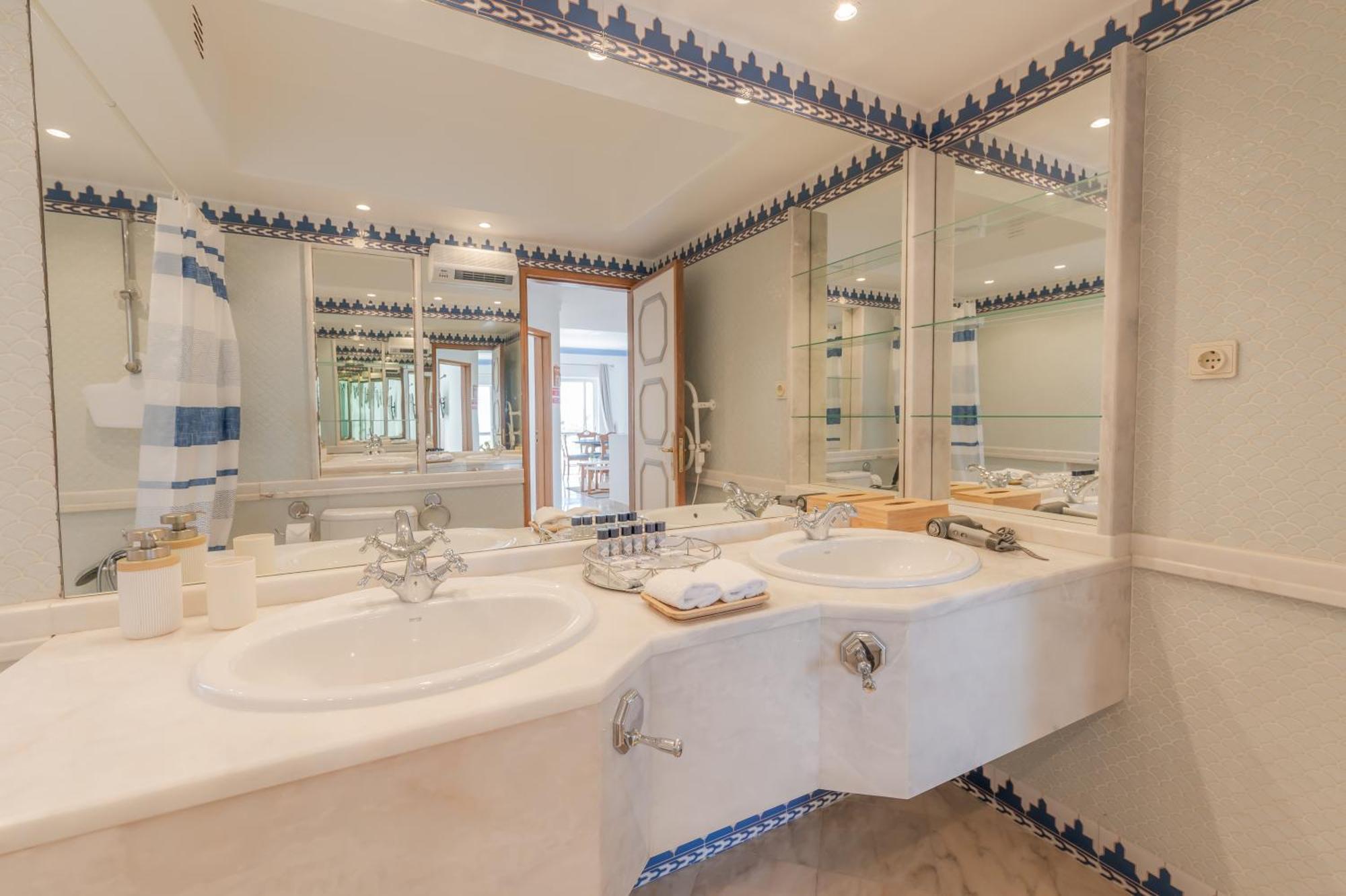 Ocean Vista Retreat With & Pool Access By Drago Albufeira