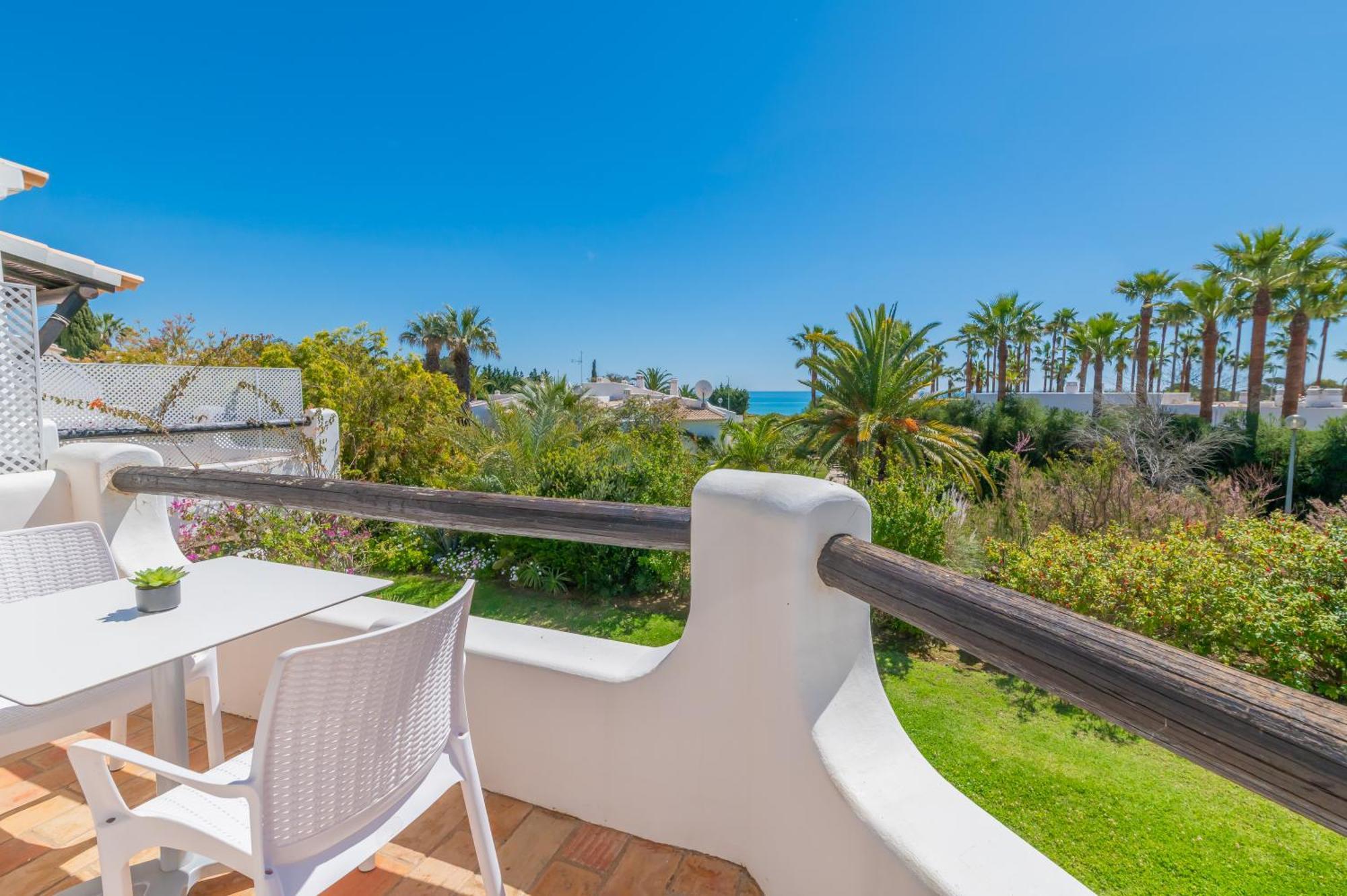 Ocean Vista Retreat With & Pool Access By Drago Appartement Albufeira