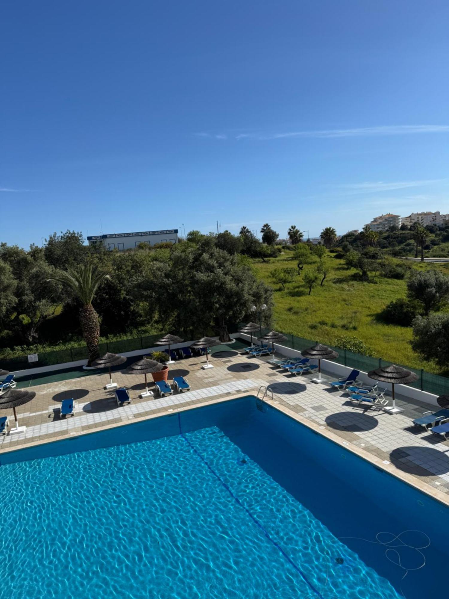 Cozy Sea View With Balcony & Access Apartment Albufeira