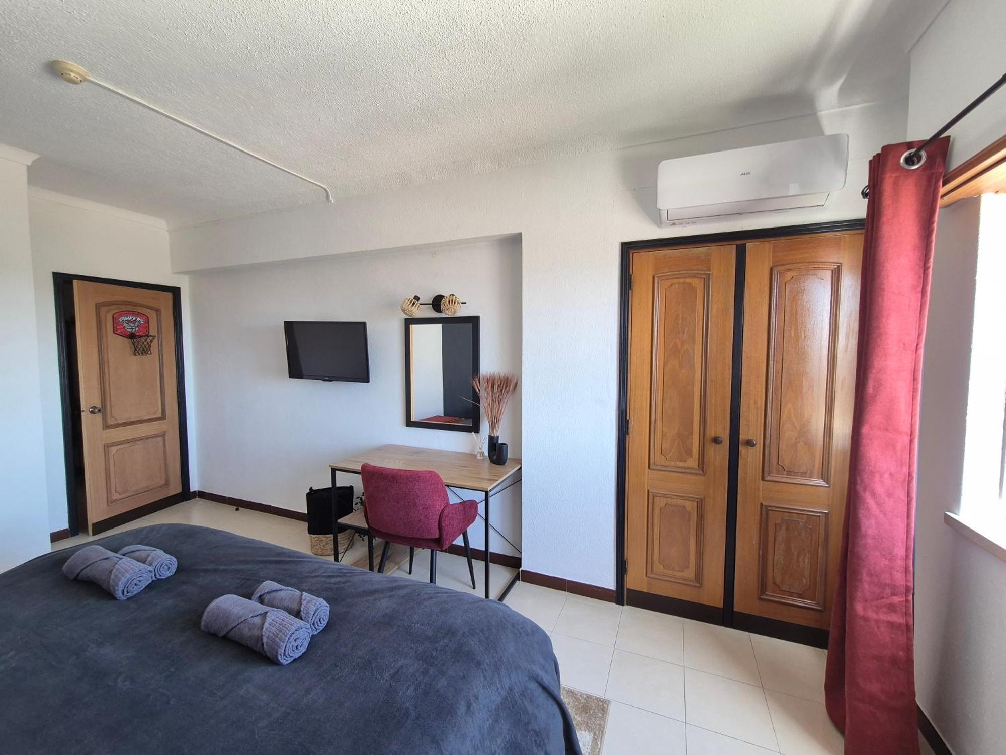 Apartment Cozy Sea View With Balcony & Access