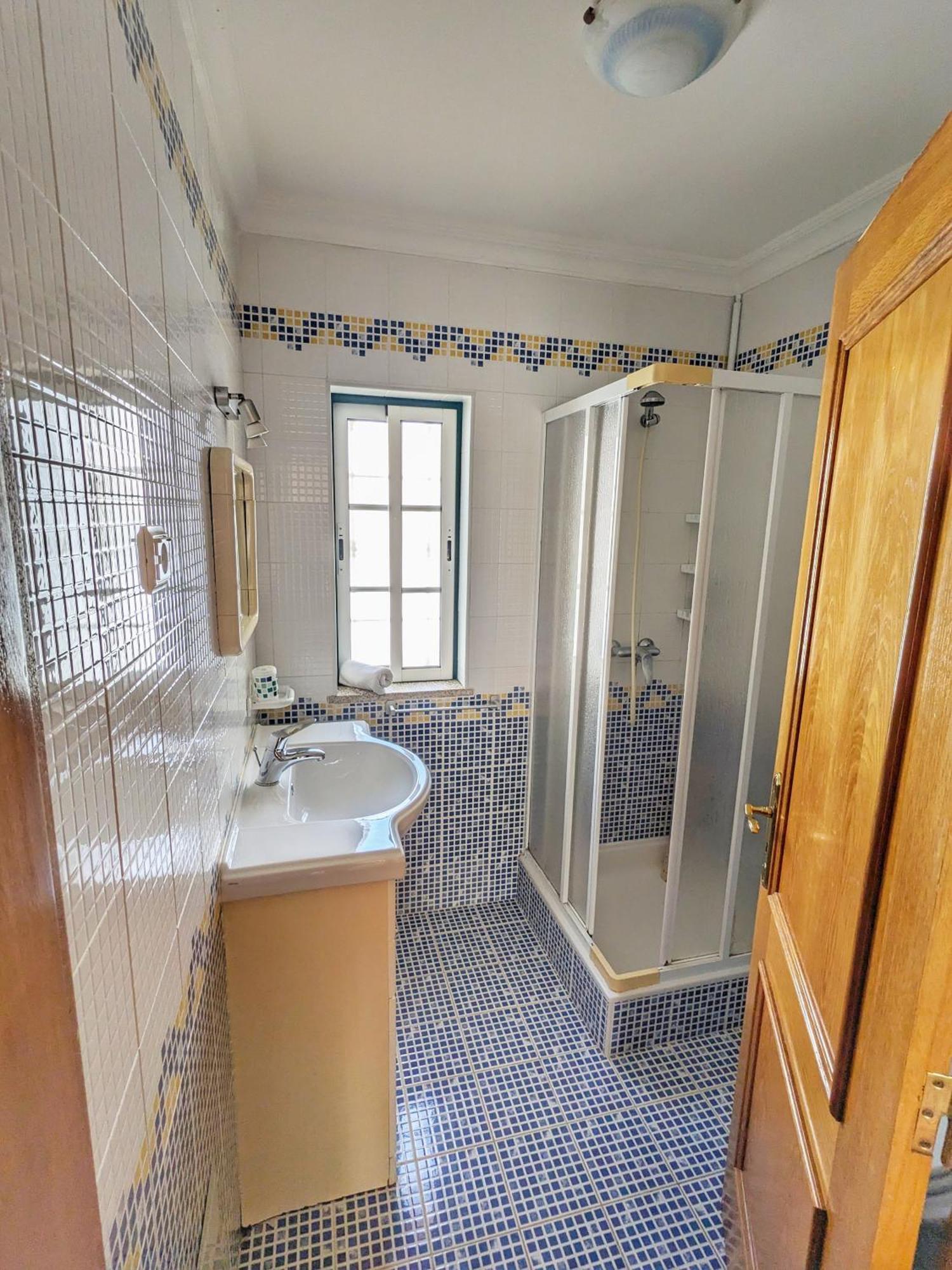 Villa Townhouse 700m From Sao Rafael