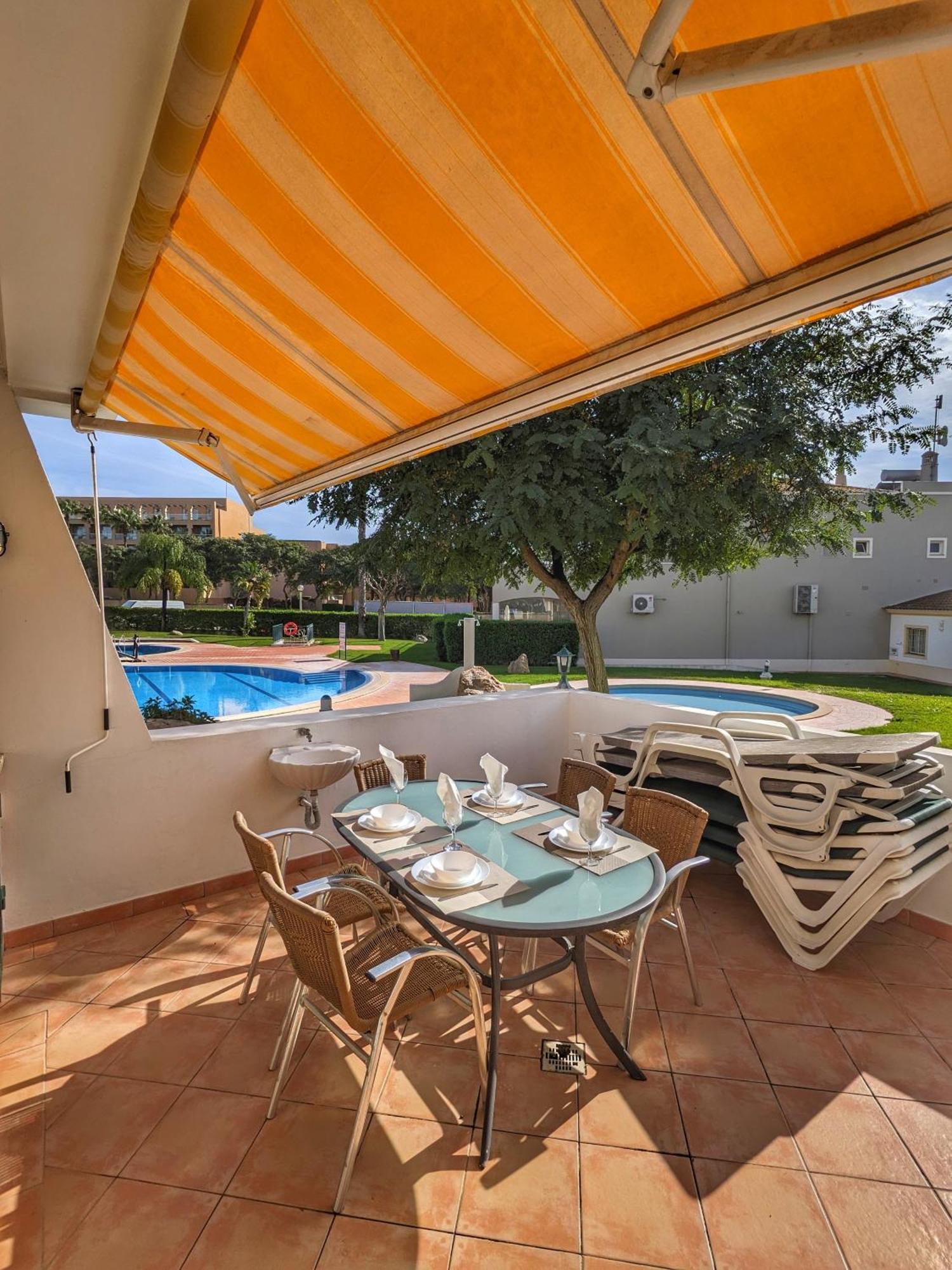 Townhouse 700m From Sao Rafael * Albufeira
