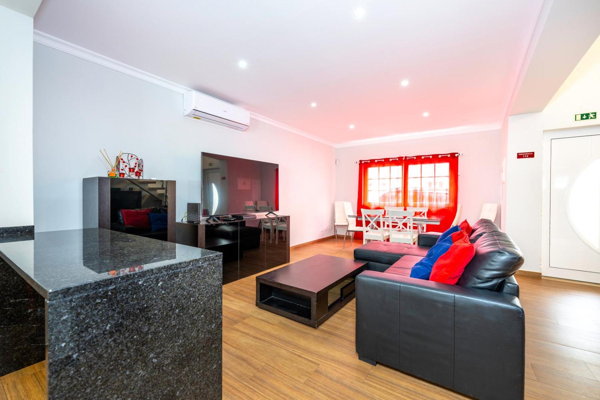 Villa Full Private 180sqm - Terrace Jacuzzi - 200m & Sea View Albufeira