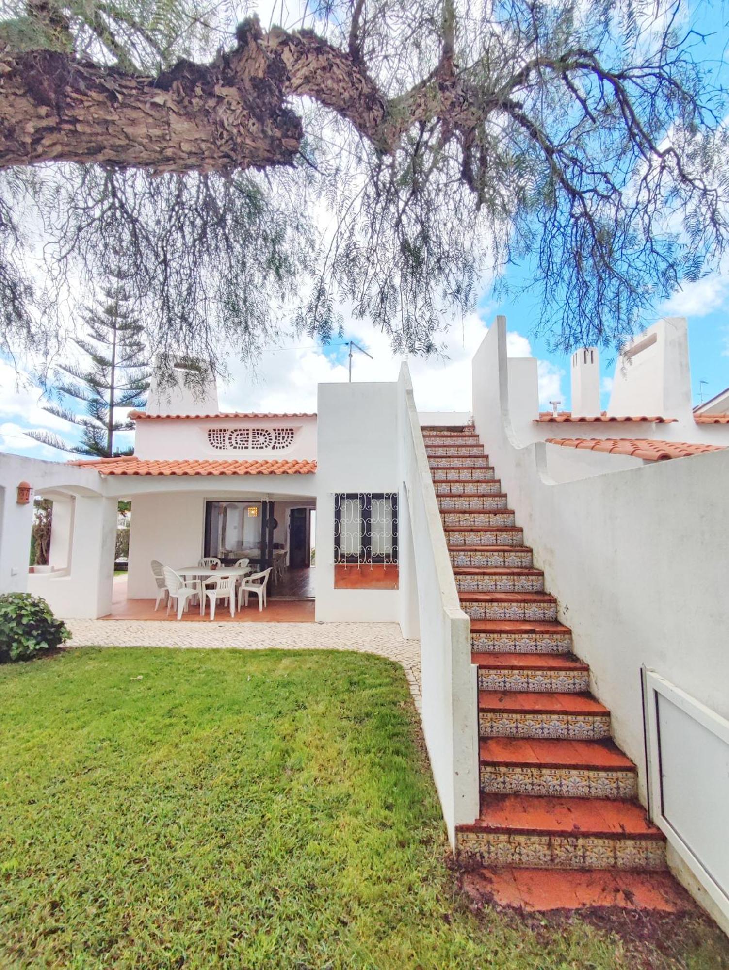 Holiday home Oura Family House *