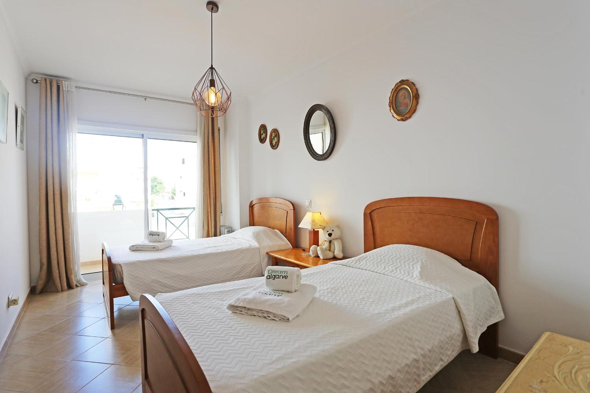 A32 - Lancemar Flat In Apartment