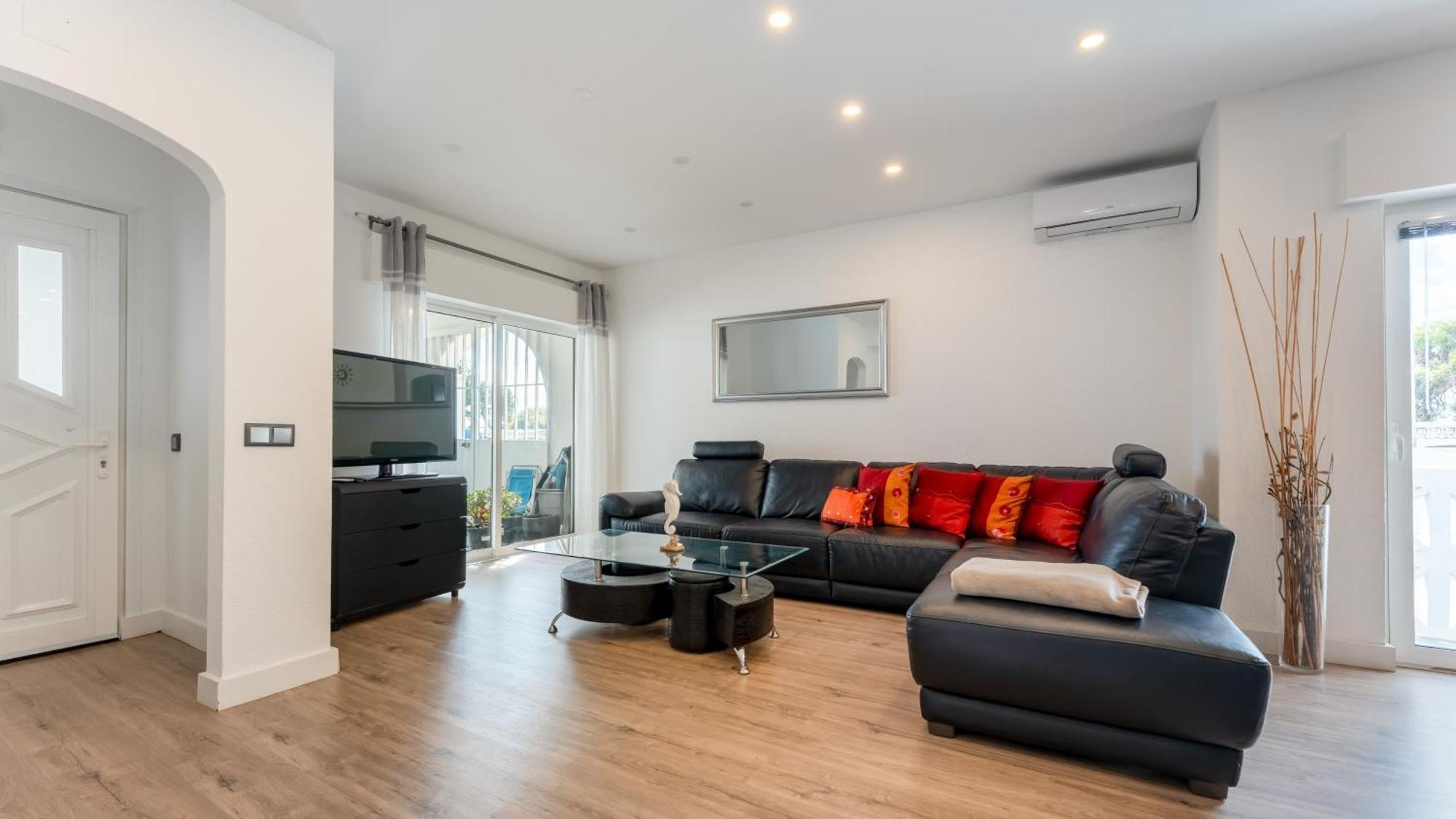 Cozy 2br Near Oura By Lovelystay Albufeira
