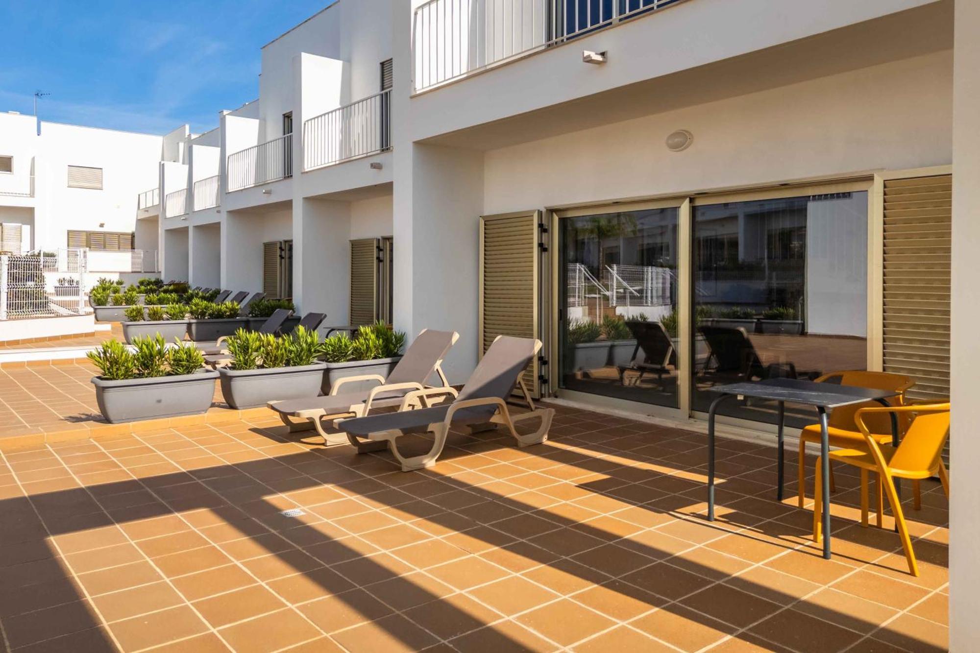 Dk Residences *