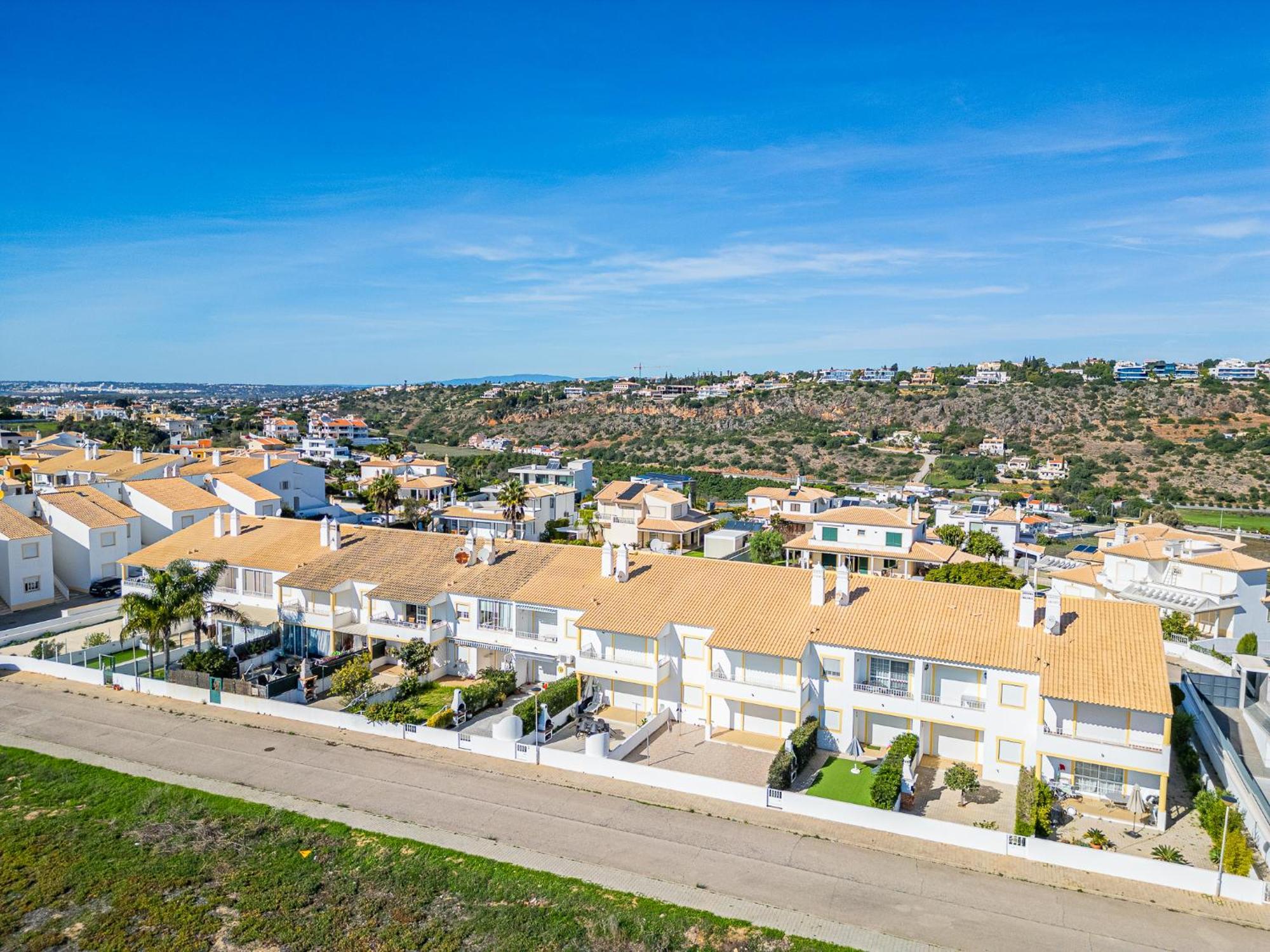 Ocean View Apartment *