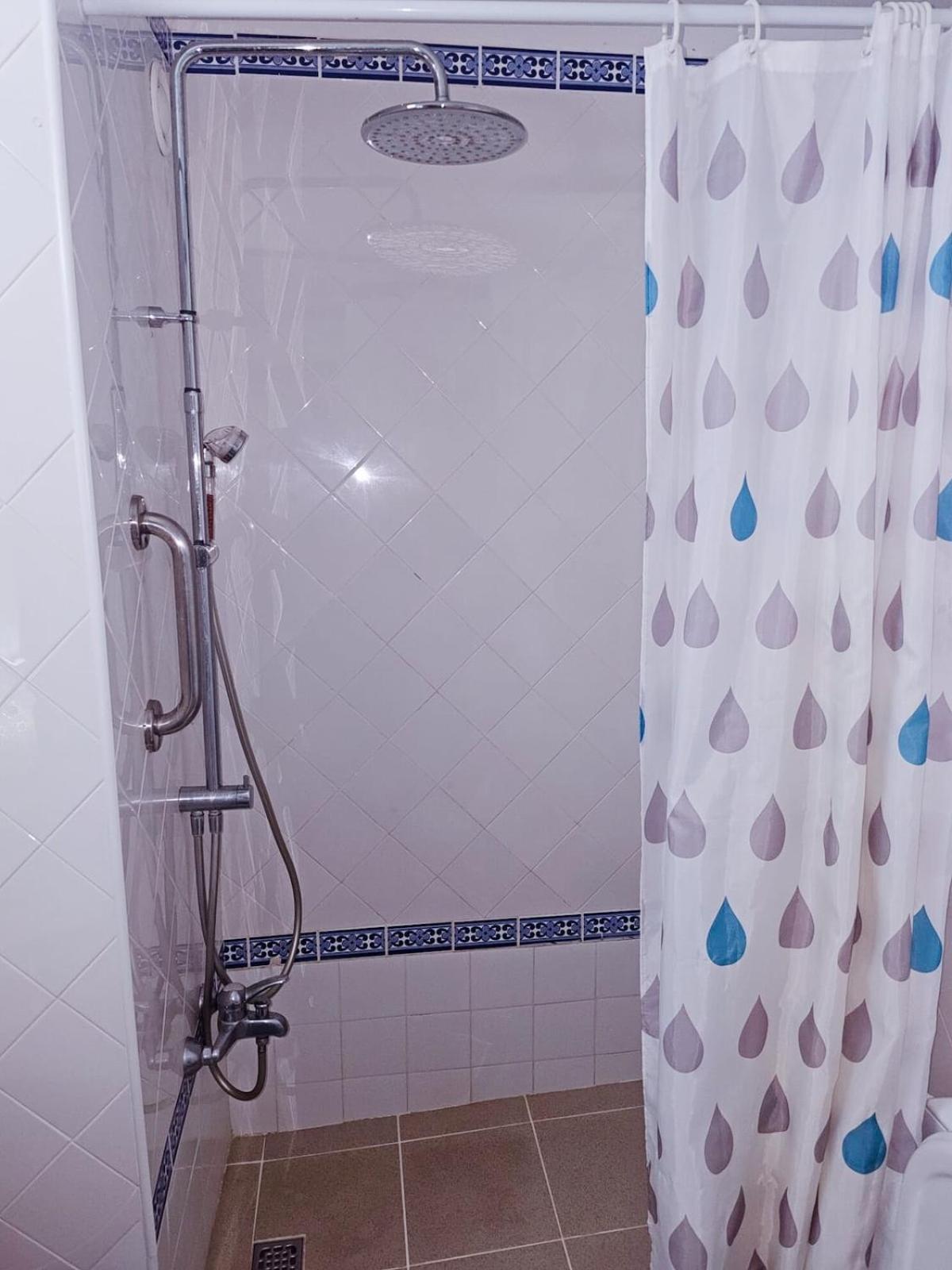 Charmoso A 300m Da De Olhos De Agua !