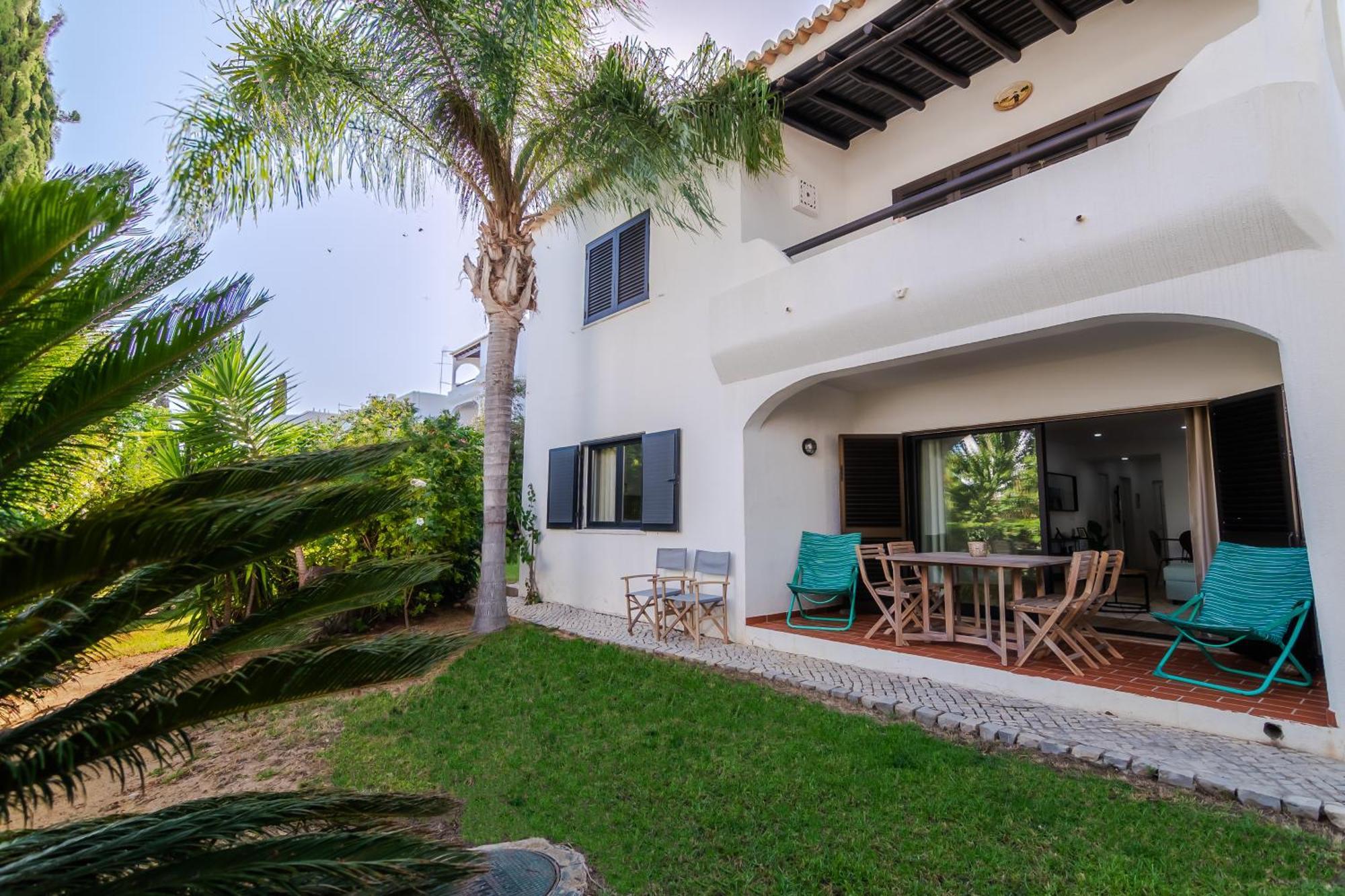 Beachside Bliss T2 With Pool & Access By Drago Apartment