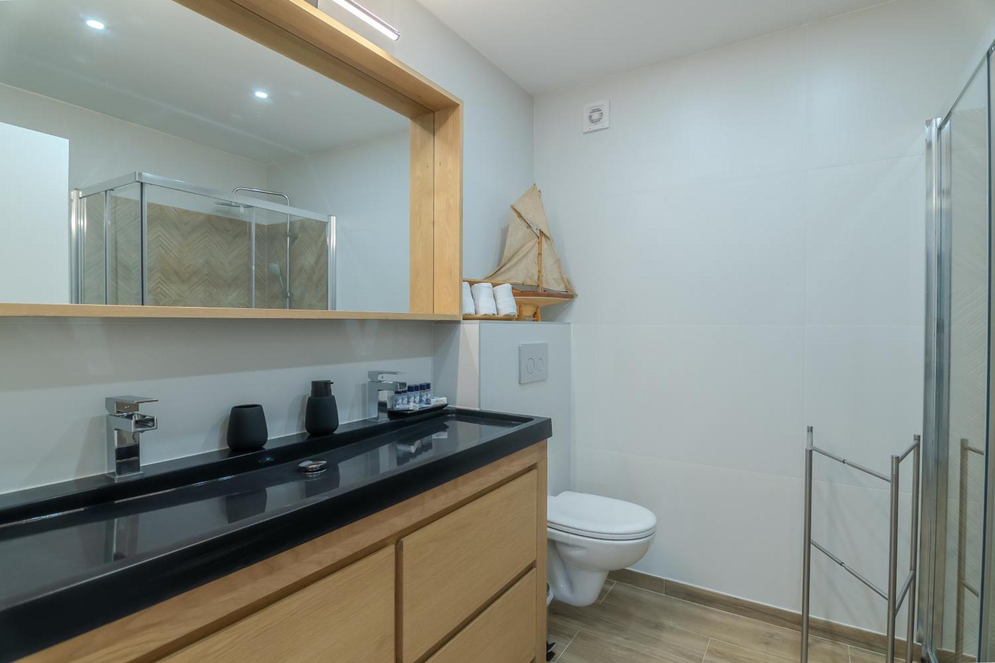 Beachside Bliss T2 With Pool & Access By Drago Apartment