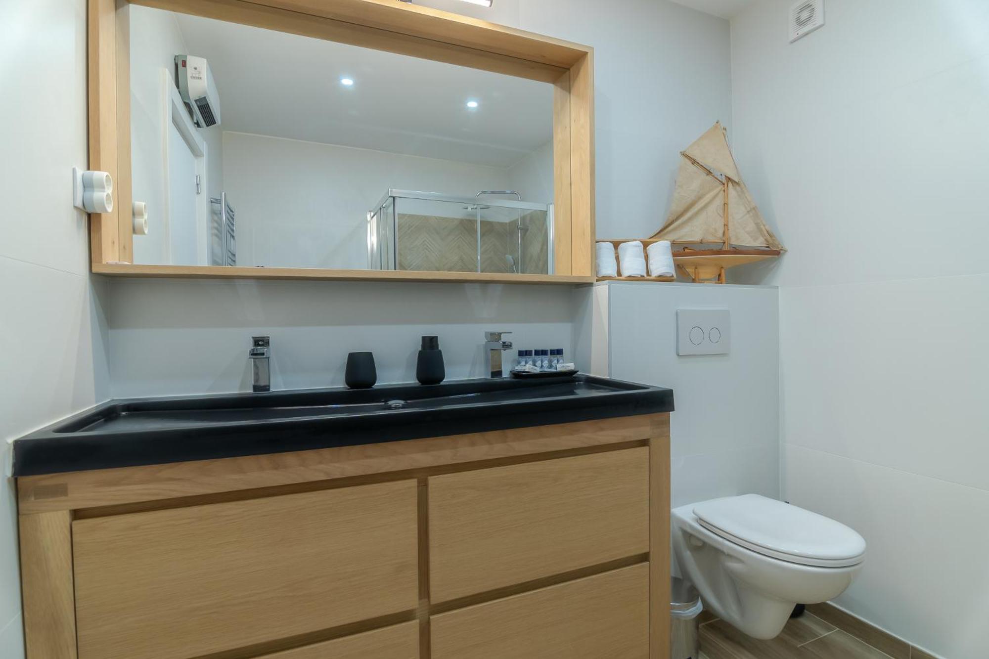 Beachside Bliss T2 With Pool & Access By Drago Apartment *